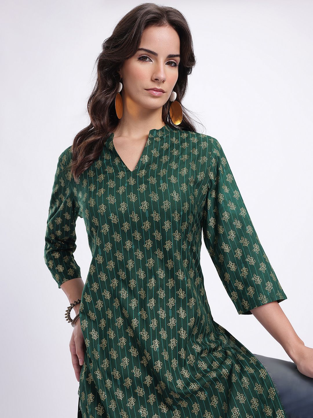 Anouk Rustic Floral Foil Printed Mandarin Collar Straight Kurta-picture-27