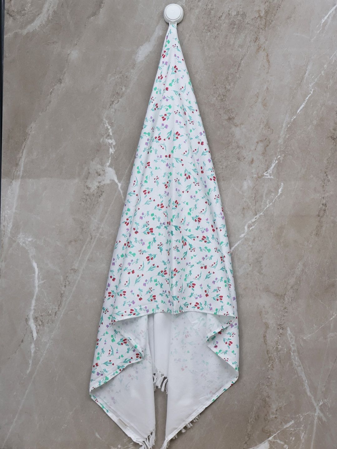 Bichauna White & Red Printed Cotton 120 GSM Bath Towel-image-2