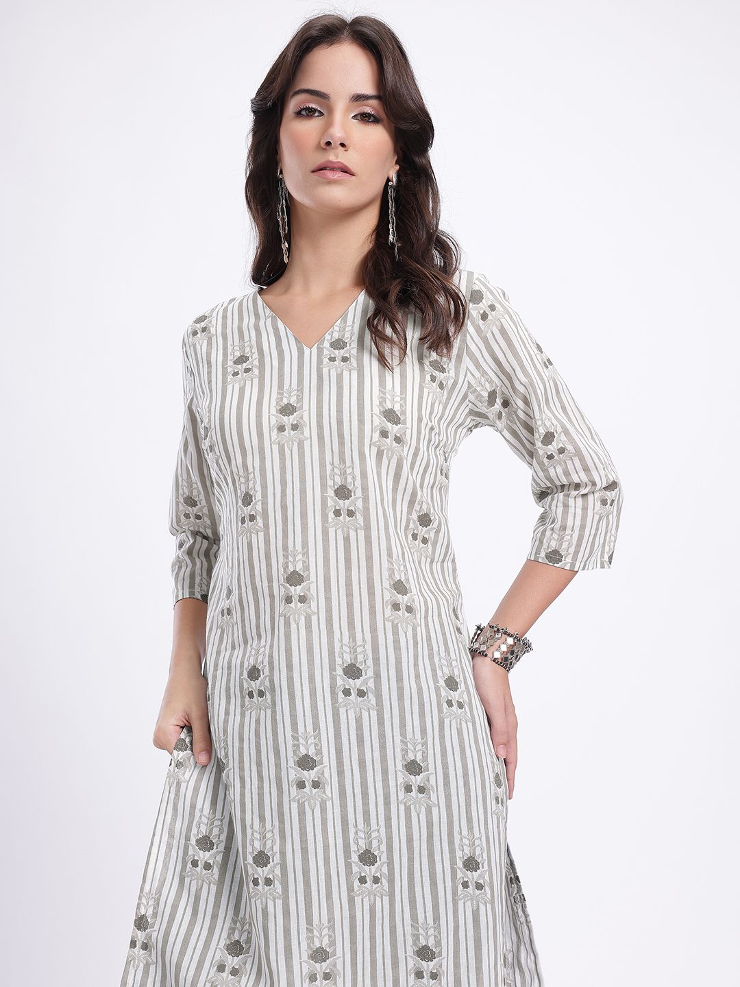 Anouk Rustic Ethnic Motifs Printed Striped Kurta-image-34