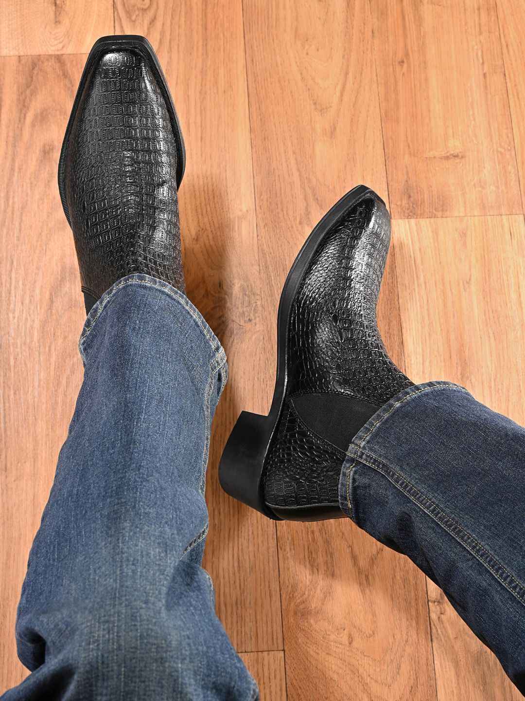 AfroJack Men Textured Block-Heeled Chelsea Boots