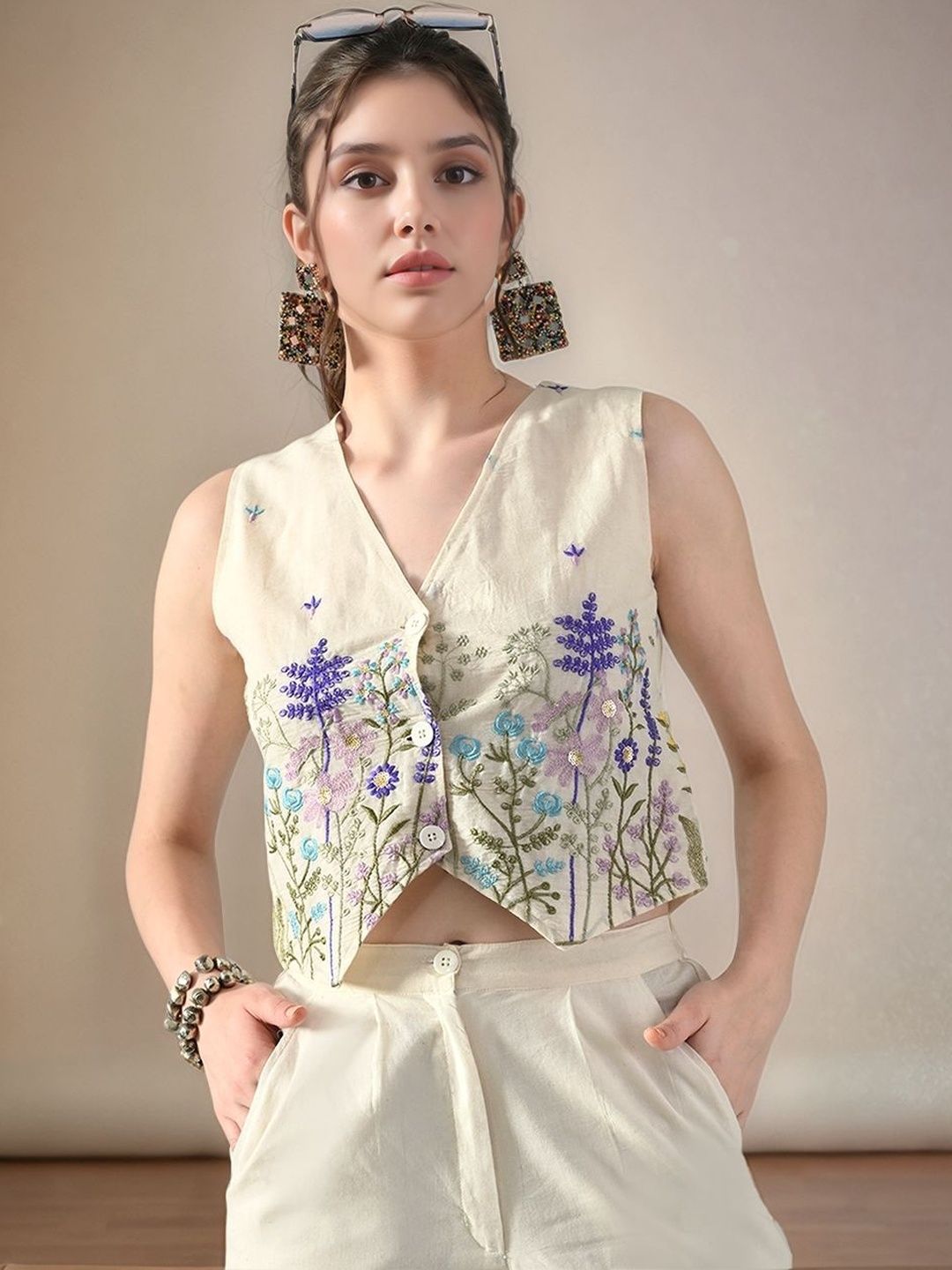 Sangria Embellished Embroidered Cotton Top-picture-20