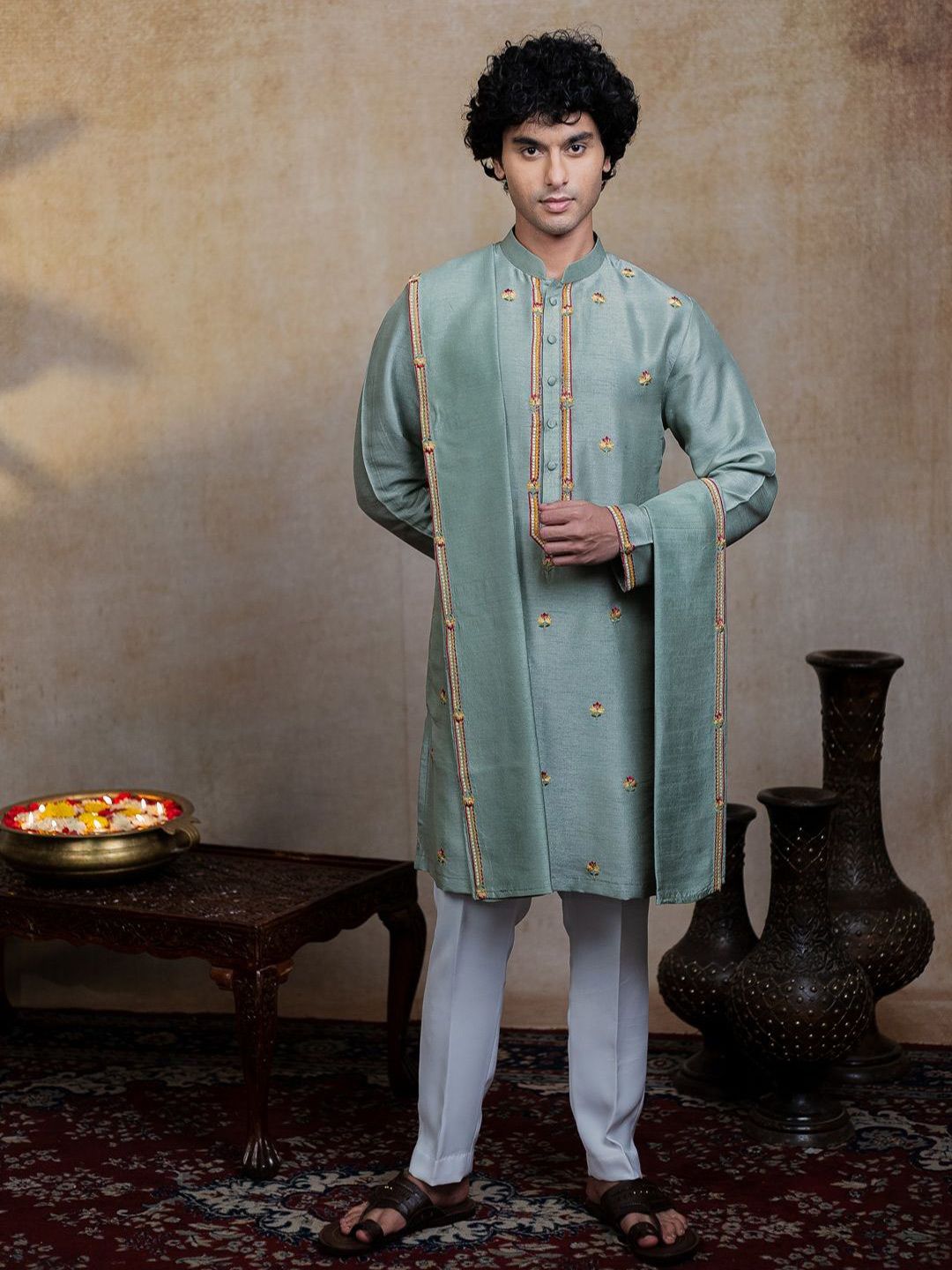 HILO DESIGN Men Raw Silk Kurta-picture-11