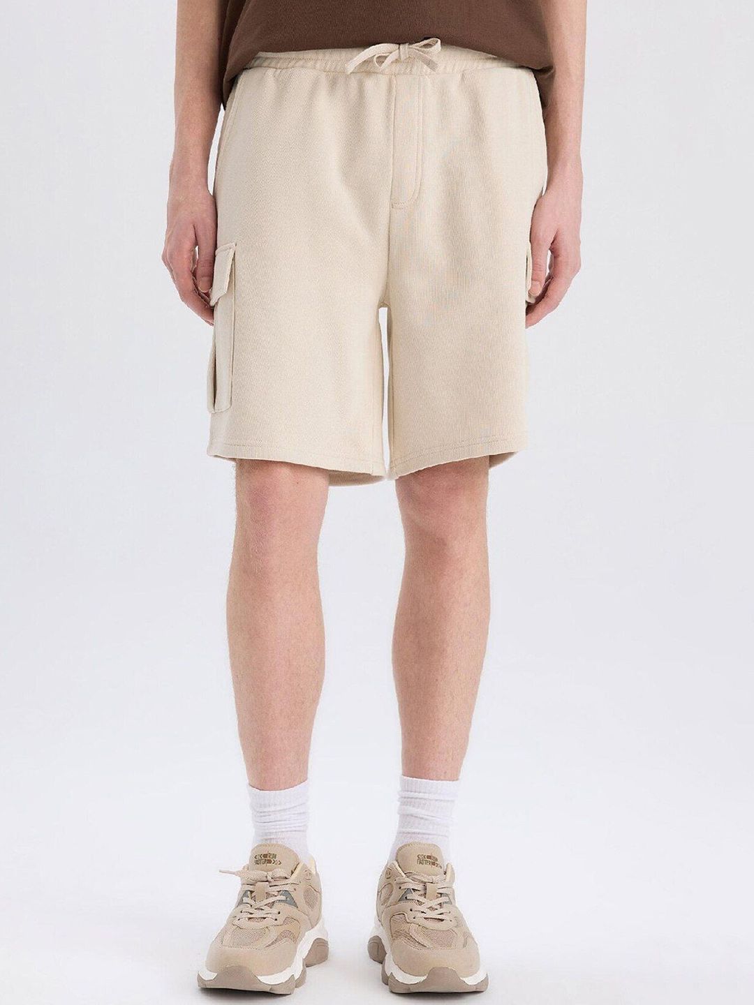 DeFacto Men Fashion Relaxed Fit Shorts-picture-32