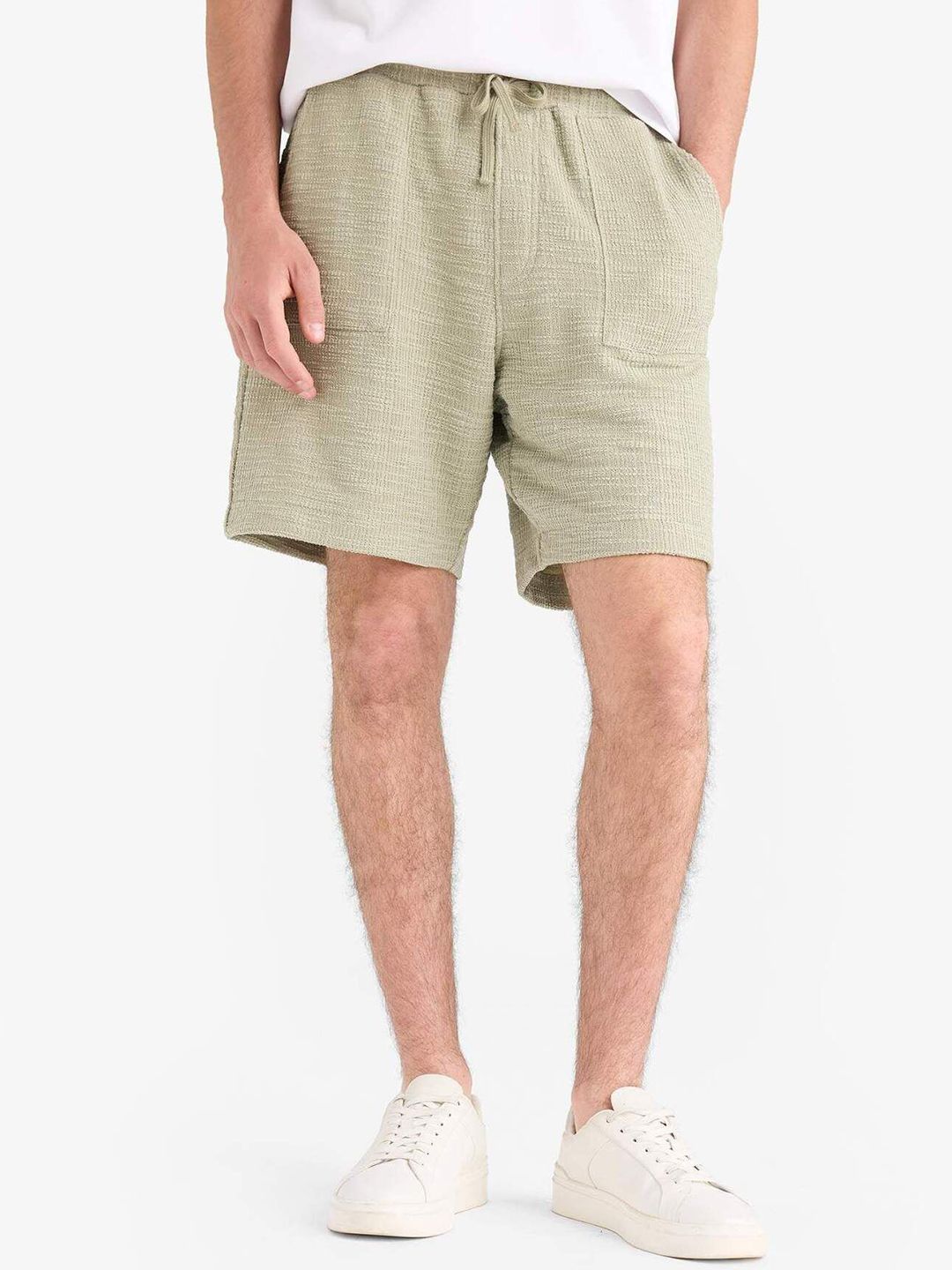 DeFacto Men Regular Fit Mid-Rise Shorts-picture-12