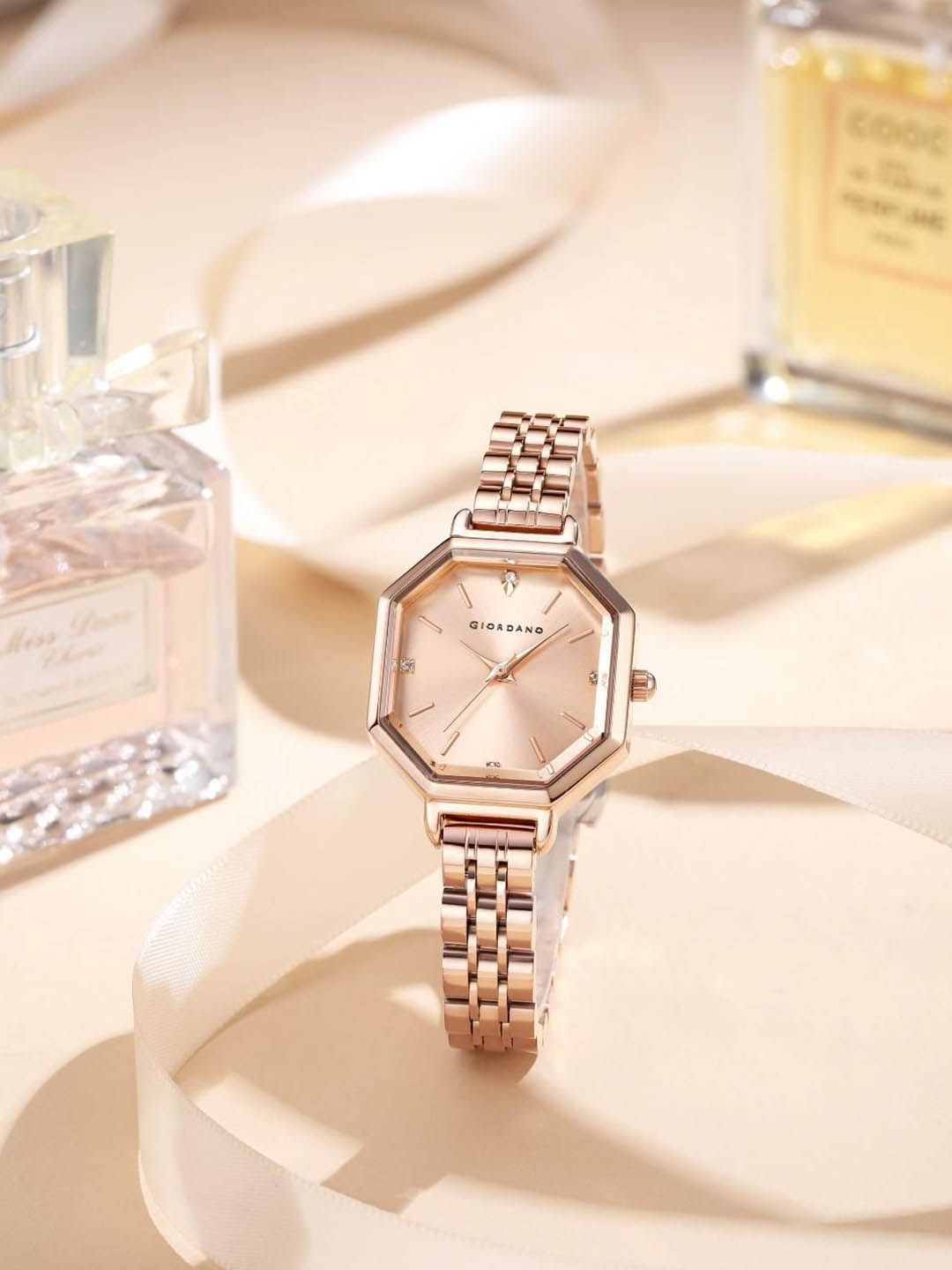 GIORDANO Women Dial & Stainless Steel Bracelet Style Straps Analogue Watch GZ-60113-22-picture-4