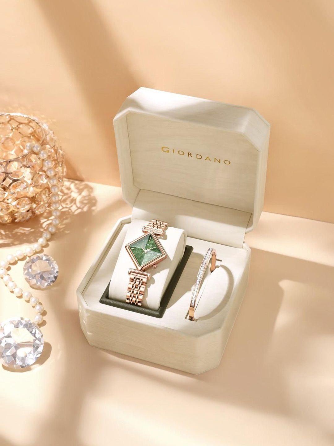 GIORDANO Women Embellished Dial & Bracelet Watch Gift Set