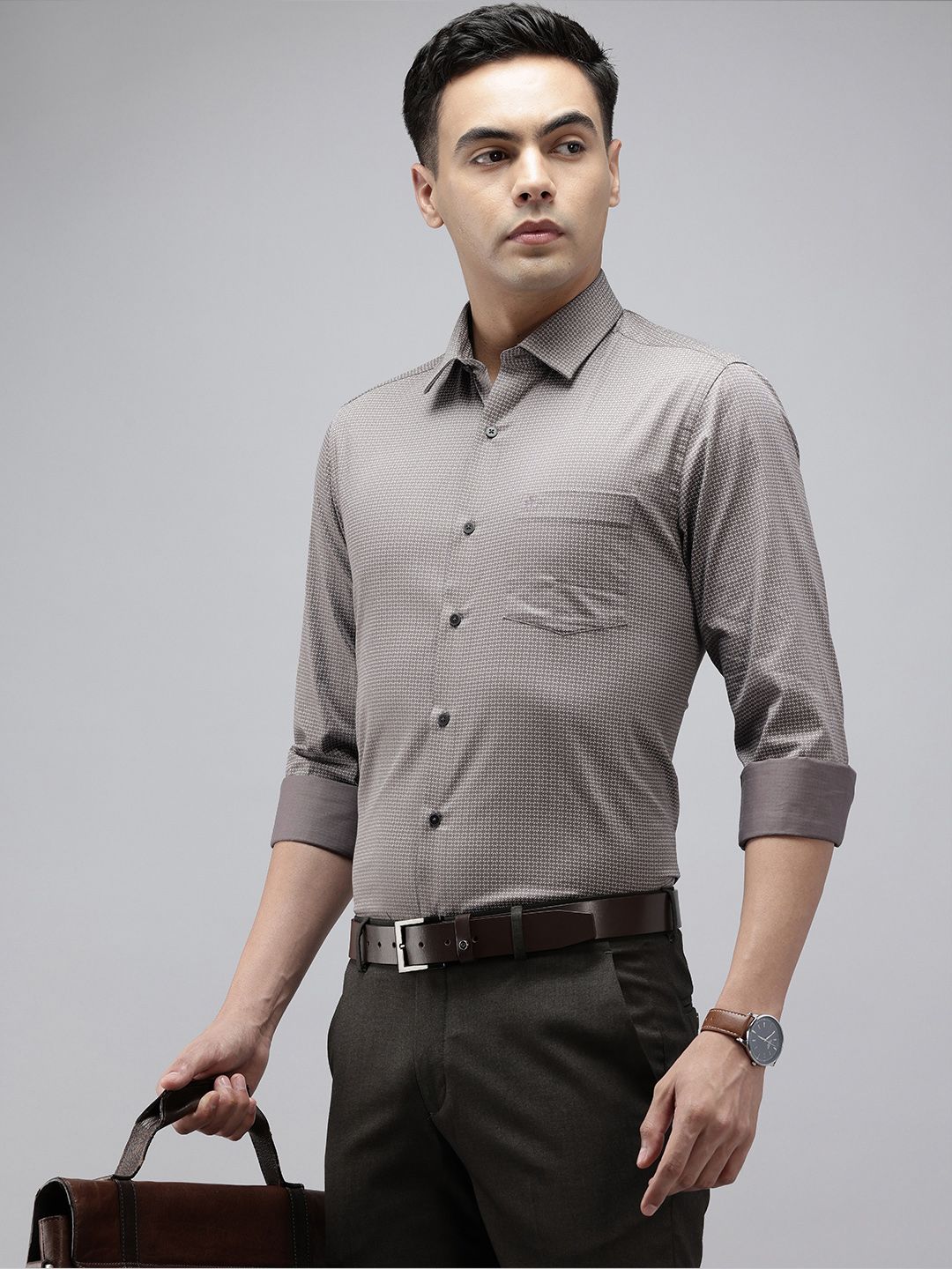Arrow Manhattan Slim Fit Floral Printed Pure Cotton Formal Shirt