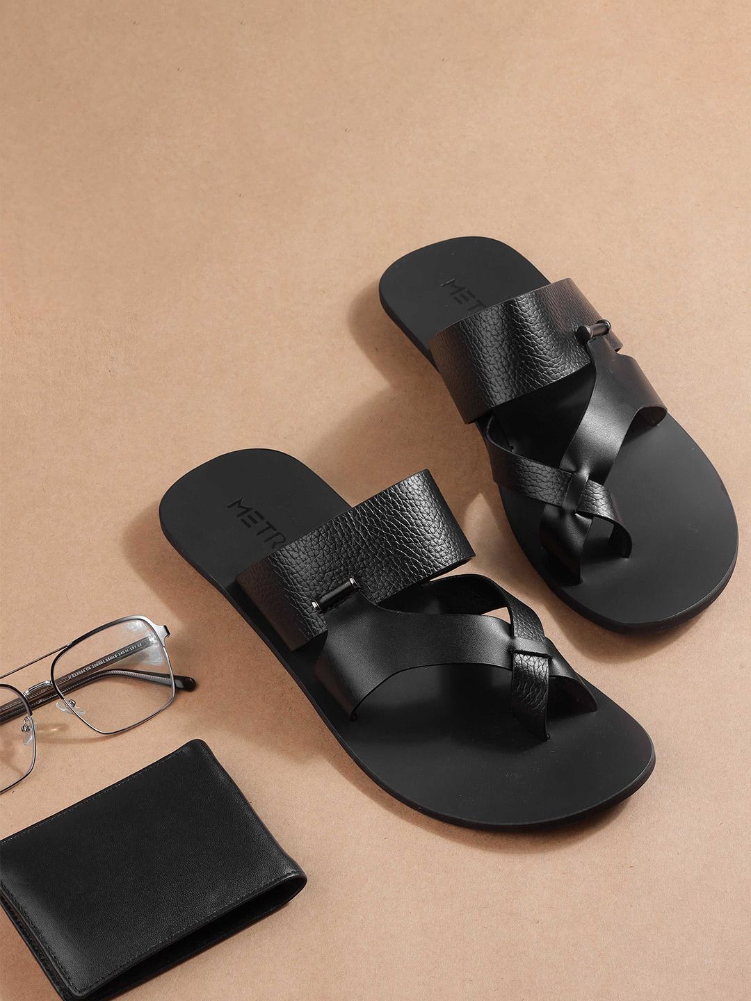 Metro Men Rubber Room Slippers-picture-28