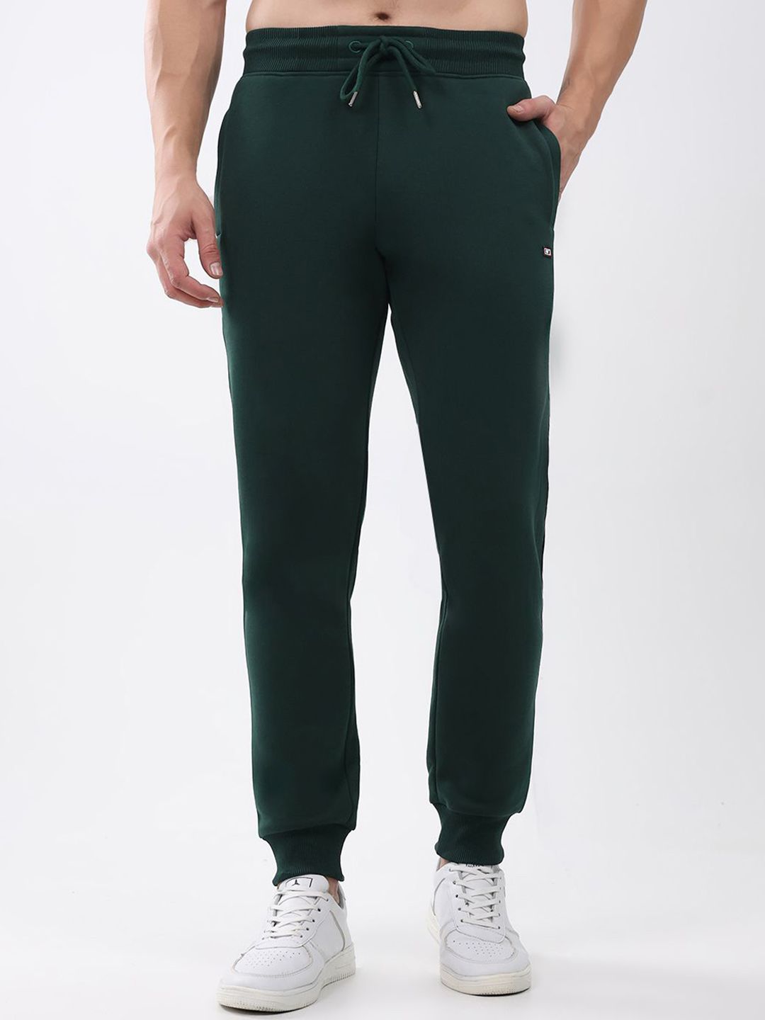 Monte Carlo Men Solid Regular Fit Mid Rise Joggers-picture-23