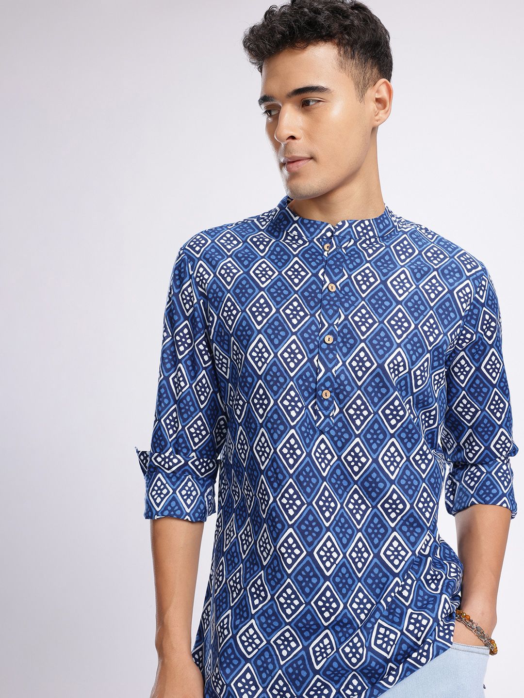 Anouk Rustic Geometric Printed Mandarin Collar Kurta-picture-22