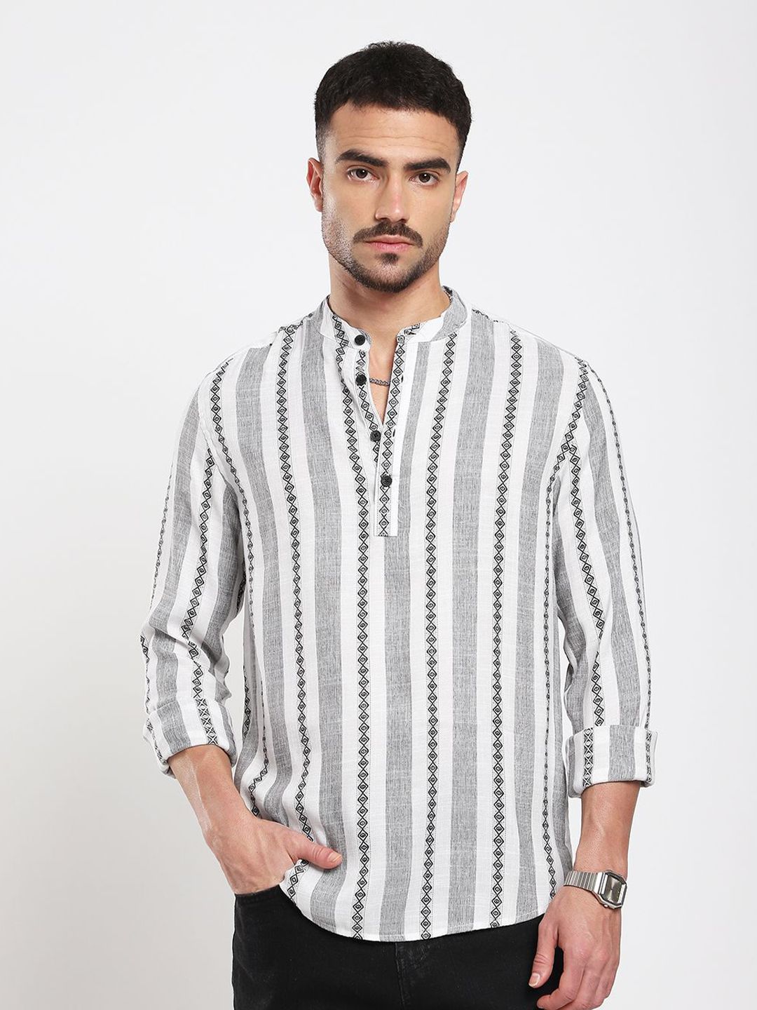 VASTRADO Striped Band Collar Thread Work Pure Cotton Straight Kurta-picture-35