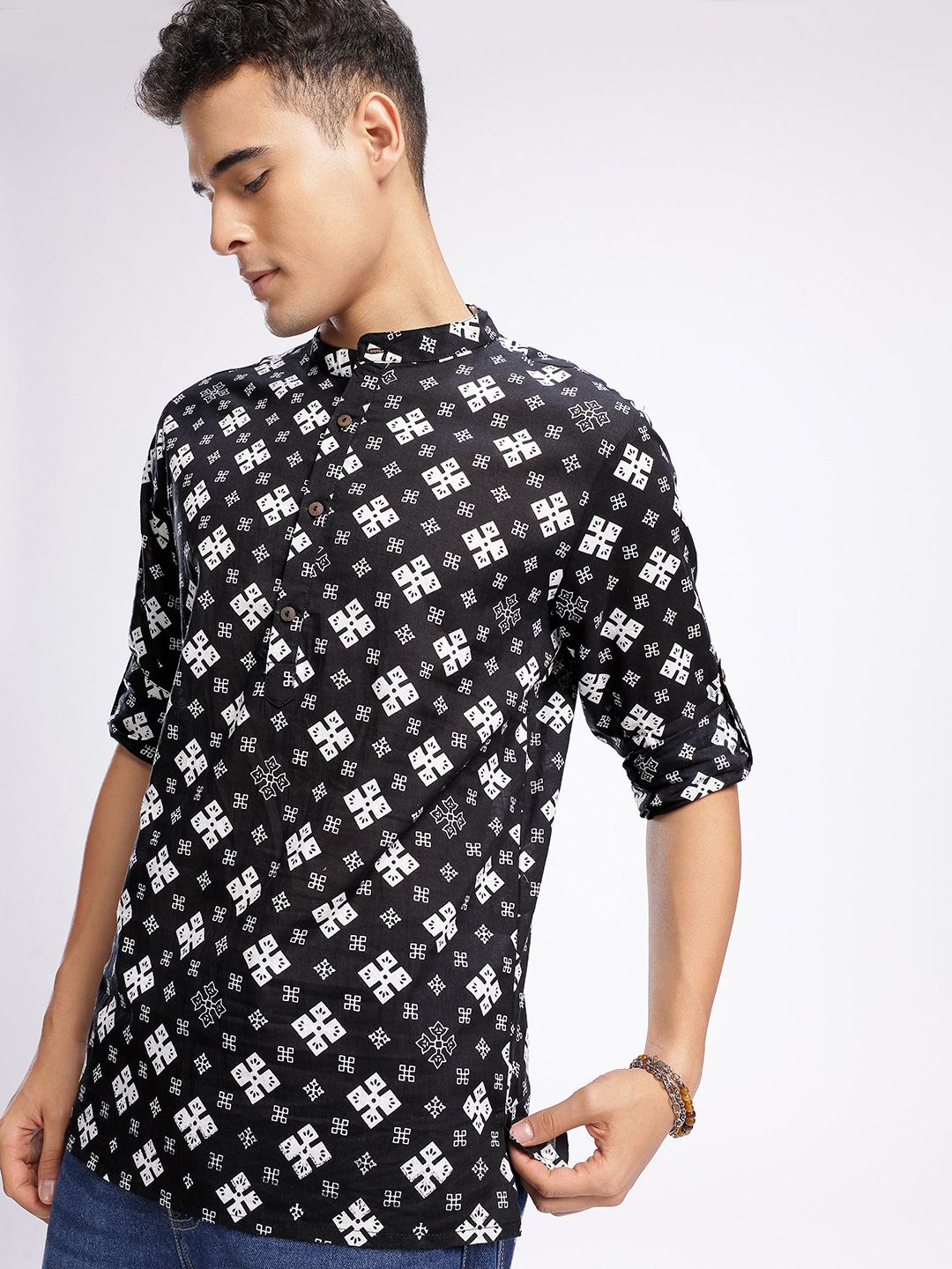 Anouk Rustic Floral Printed Band Collar Roll-Up Sleeves Kurta-picture-37