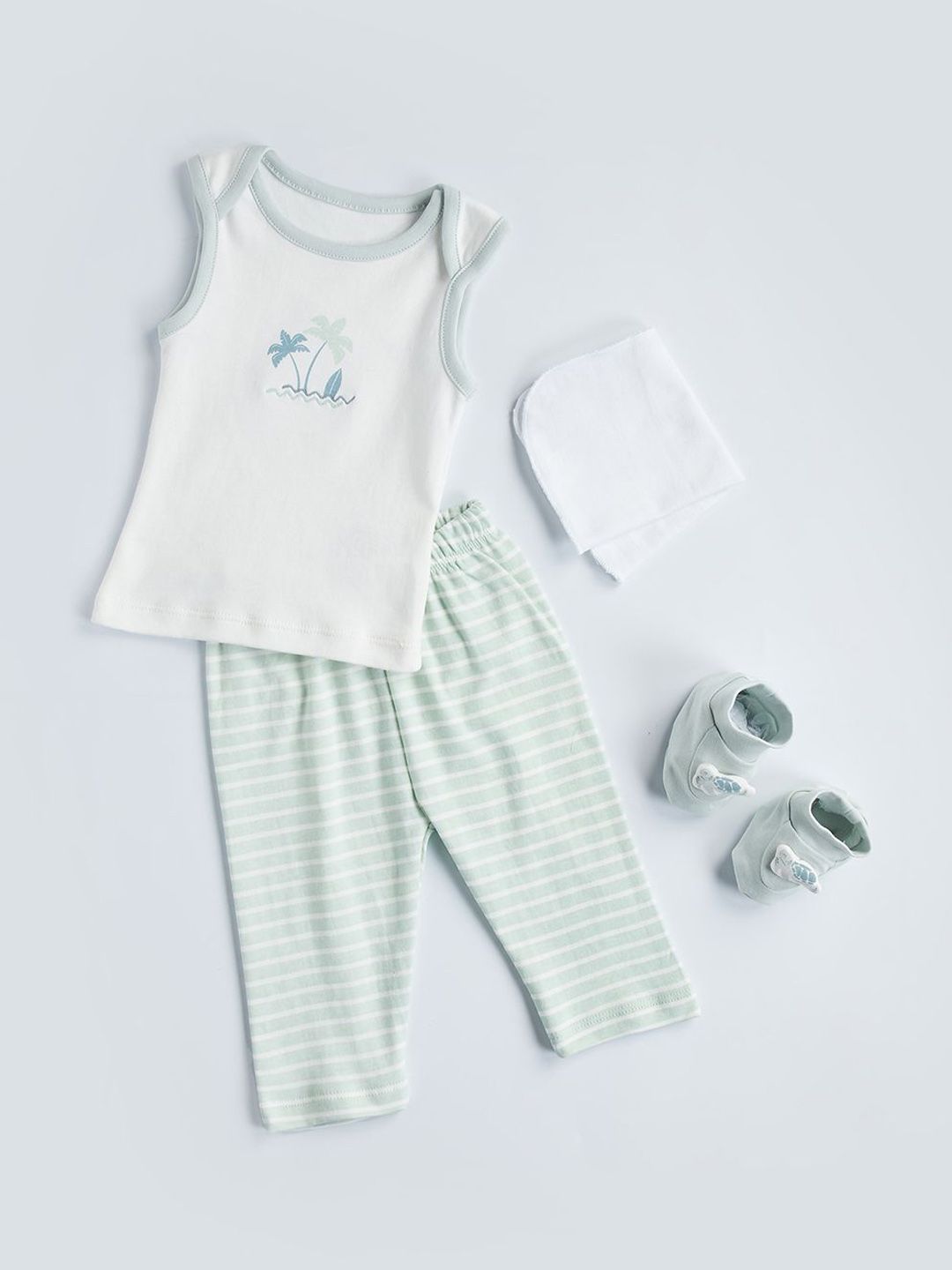 Juniors by Babyshop Infant Boys Pack Of 14 Printed Pure Cotton Baby Apparel Gift Set-picture-17