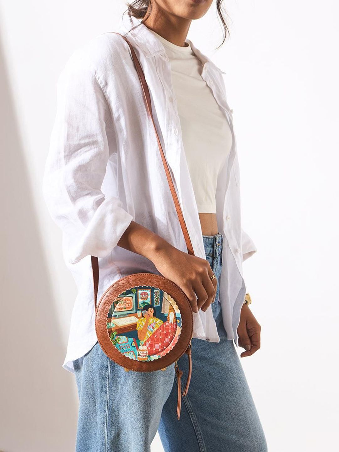 Chumbak Floral Printed Leather Sling Bag-image-22