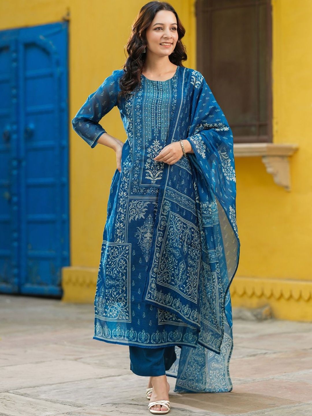 Rain & Rainbow Women Ethnic Motifs Printed Kurta with Trousers & Dupatta-picture-18
