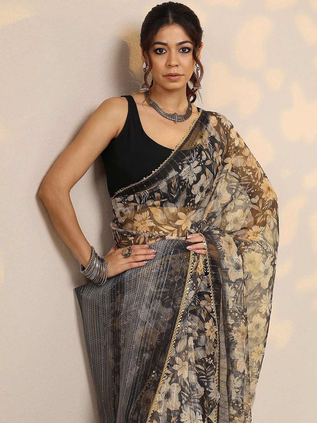 Libas Floral Printed Sequinned Saree With Gotta Patti Lace-picture-19