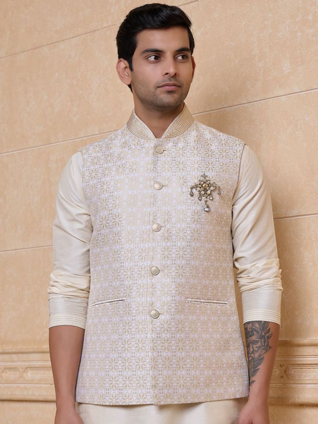 Tasva Men Ethnic Motifs Woven Design Brocade Nehru Jacket-picture-38