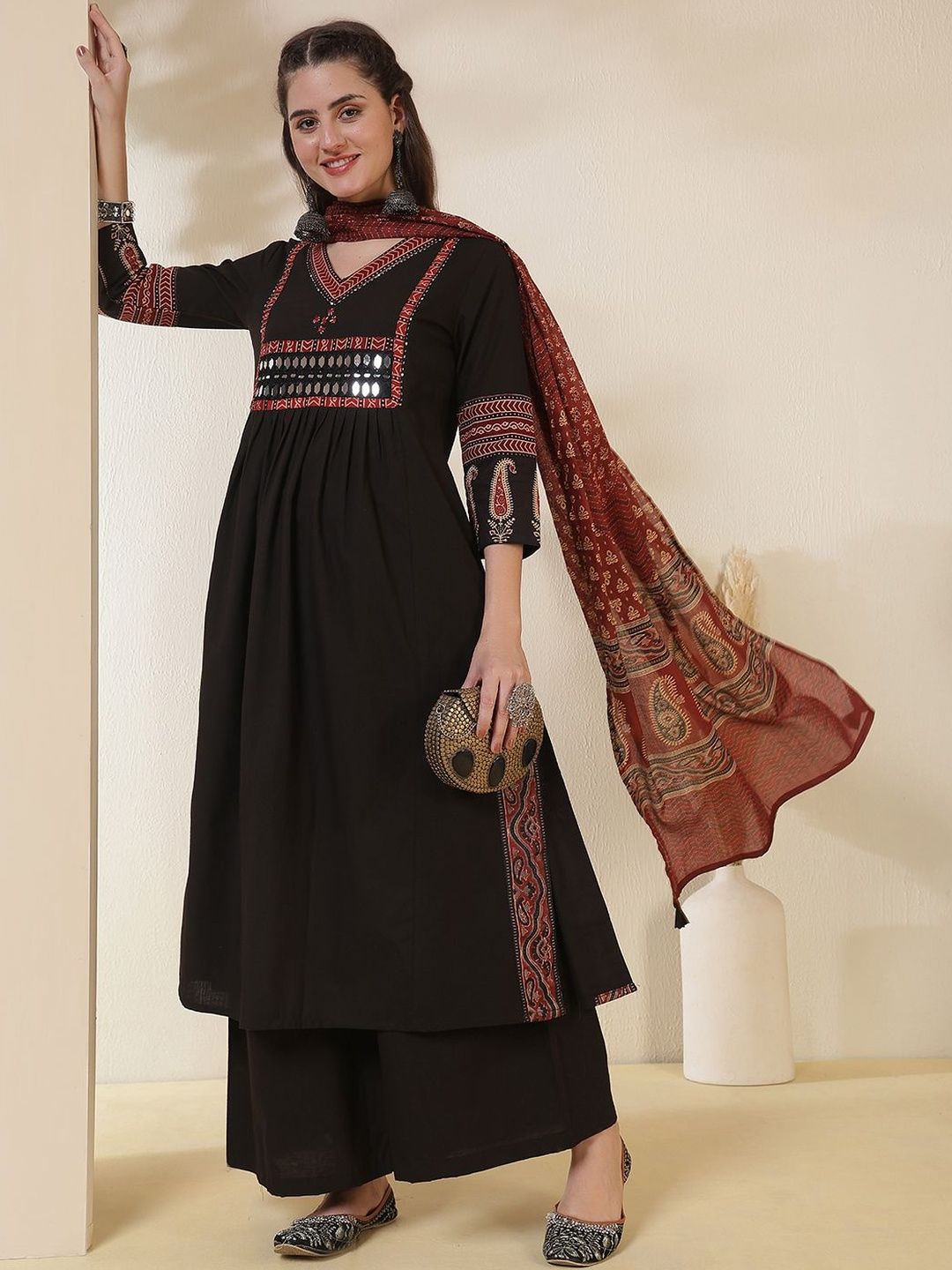 Anouk Mirage Ethnic Motifs Printed V-Neck Mirror Work A-Line Kurta With Palazzos & Dupatta-picture-10