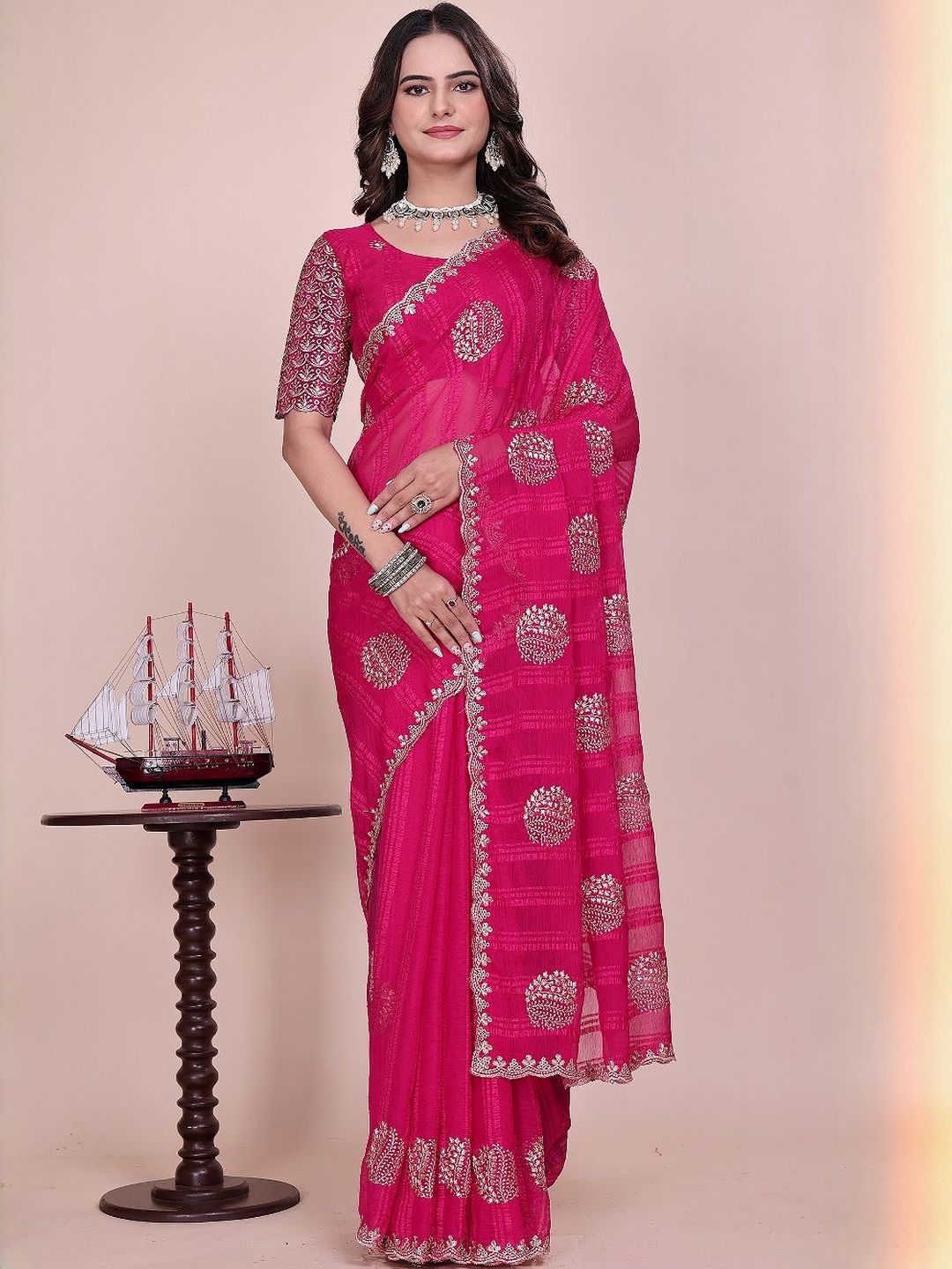 K 5 Fashion Ethnic Motifs Embroidered Scallop Border Saree-picture-29