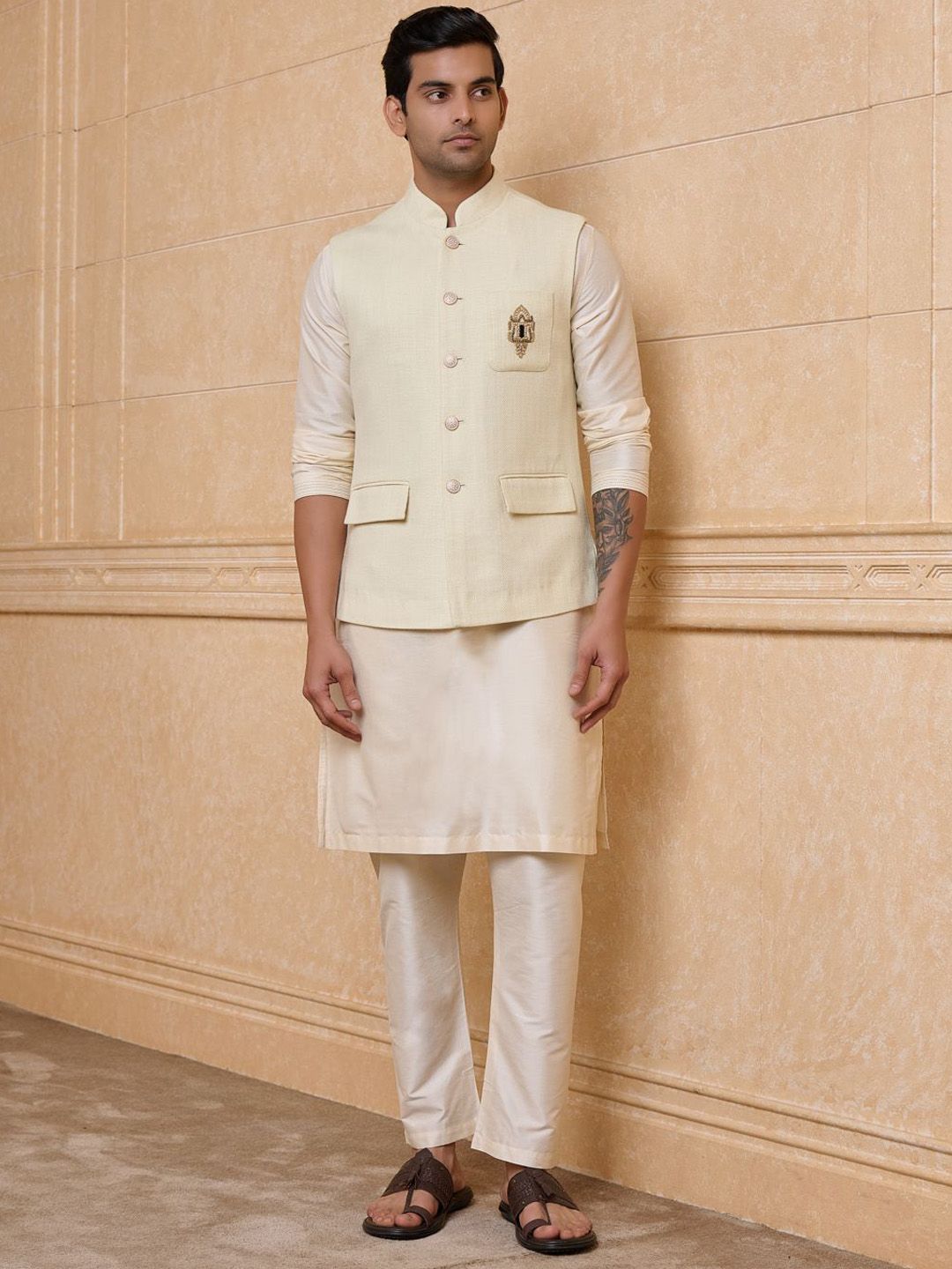 Tasva Men Embroidered Pure Cotton Nehru Jacket