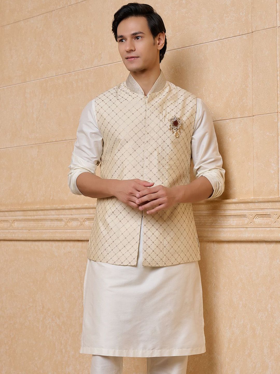 Tasva Men Embroidered Mandarin Collar Nehru Jacket-picture-39