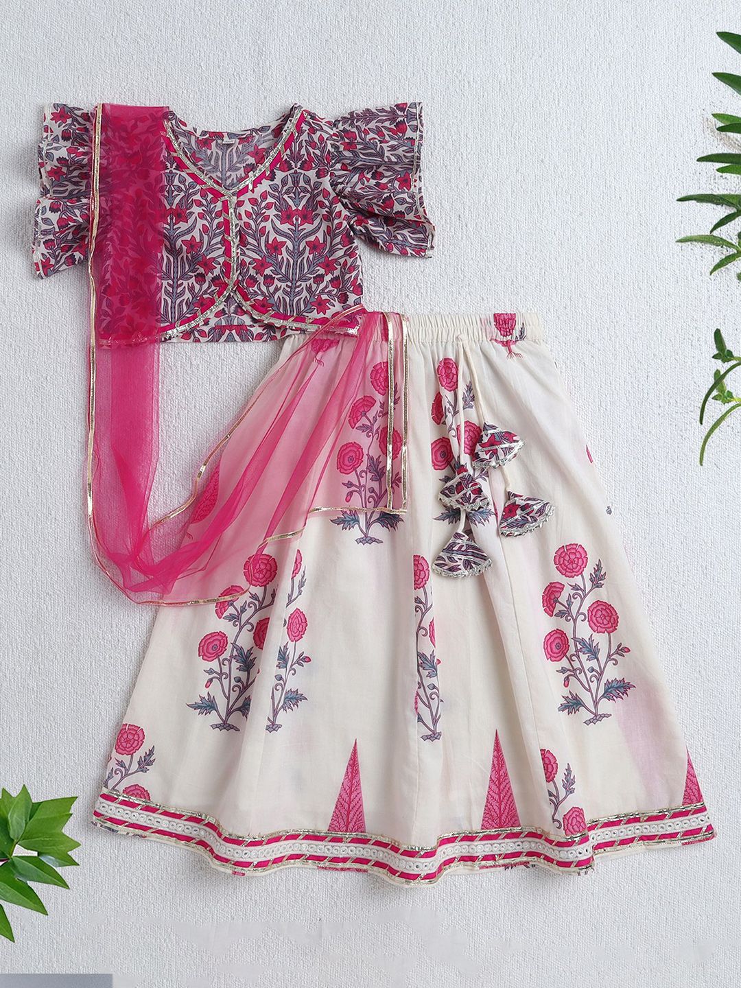 The Magic Wand Girls Printed Ready to Wear Lehenga & Blouse With Dupatta-picture-26