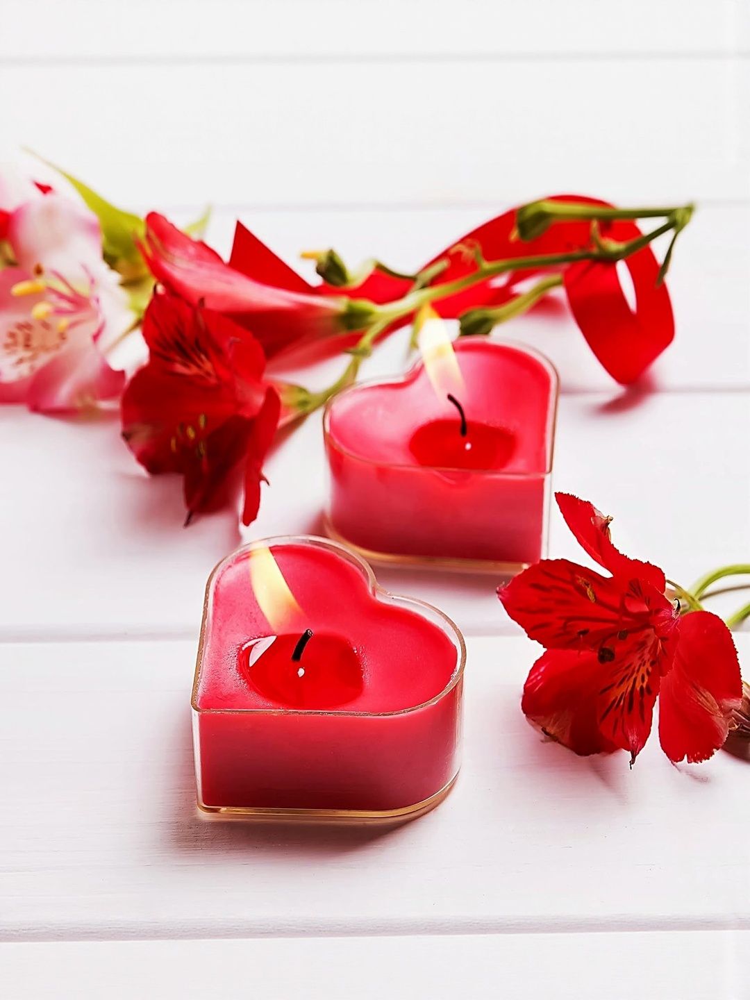 1ST TIME Pack Of 2 Red Heart Shaped Solid Smokeless Tea Light Candles-image-1