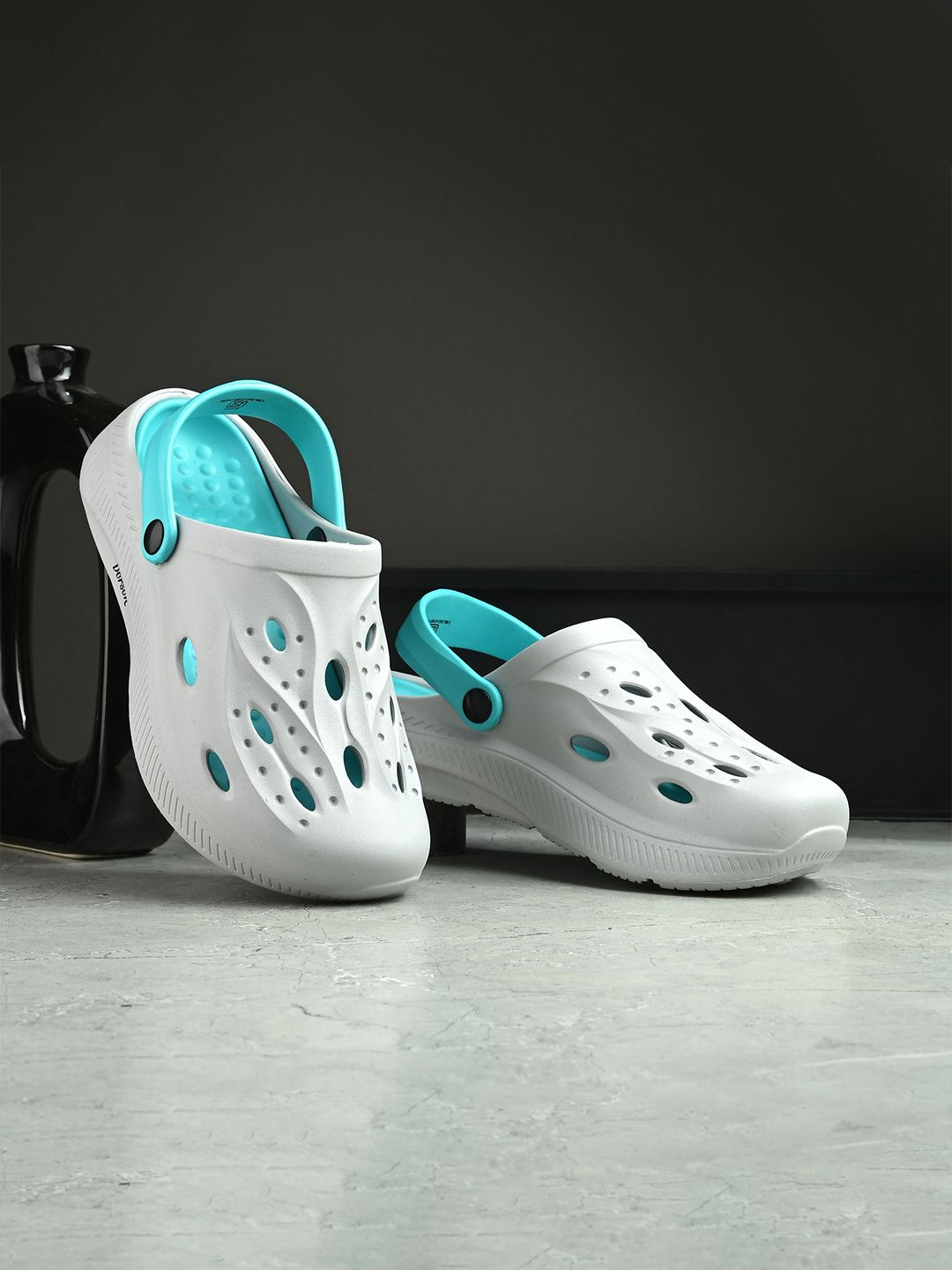 Deflow Cushioned Footbed Slip-On Clogs-image-4