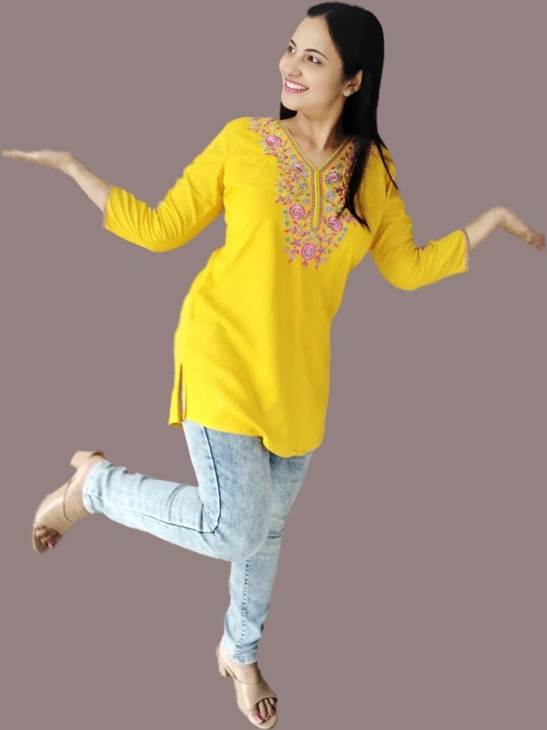 JAITRA APPARELS Women Ethnic Motif Embroidered Thread Work Kurti-picture-36