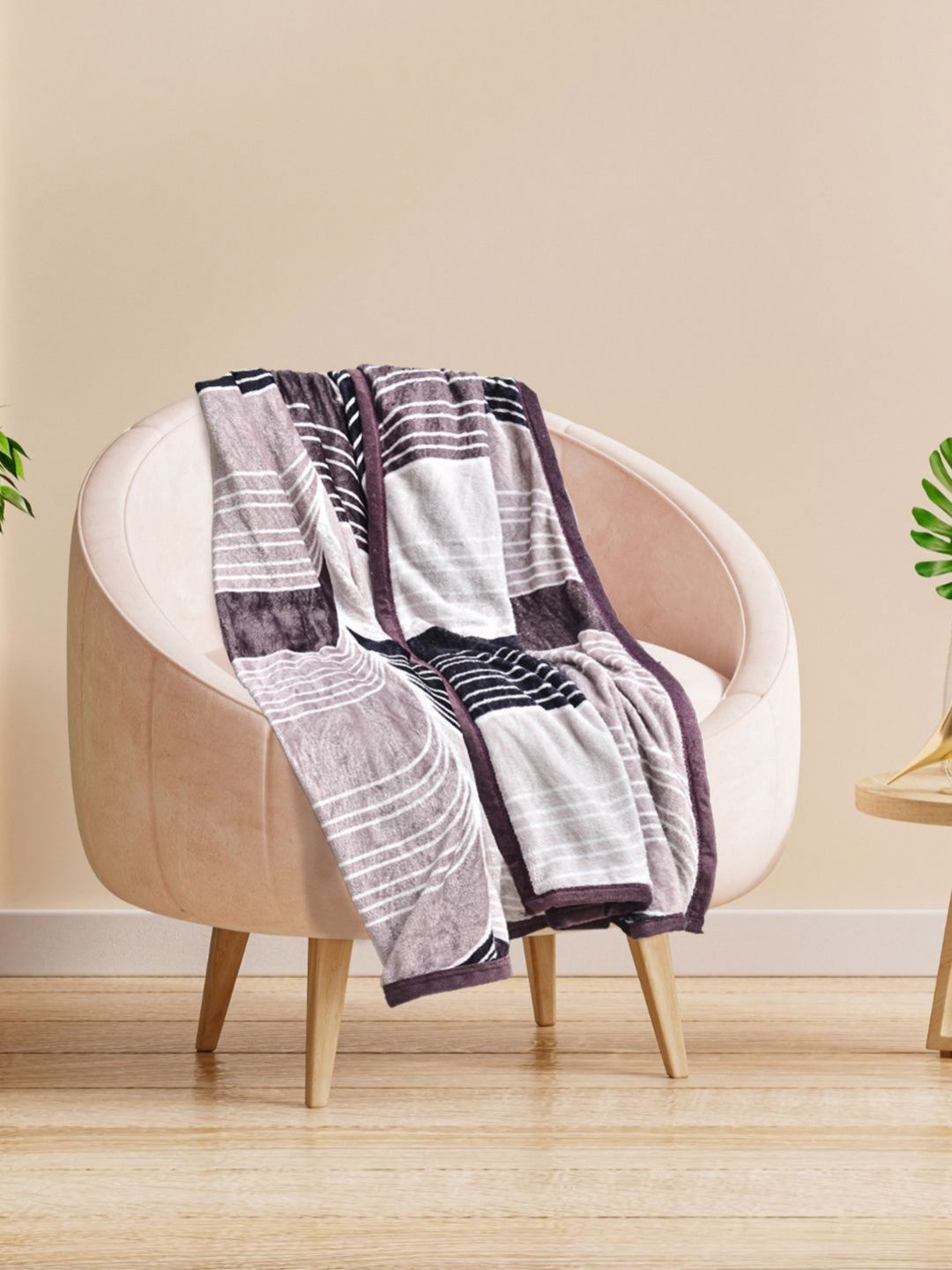 Arrabi Purple & White Striped Mild Winter 300 GSM Blanket-image-2