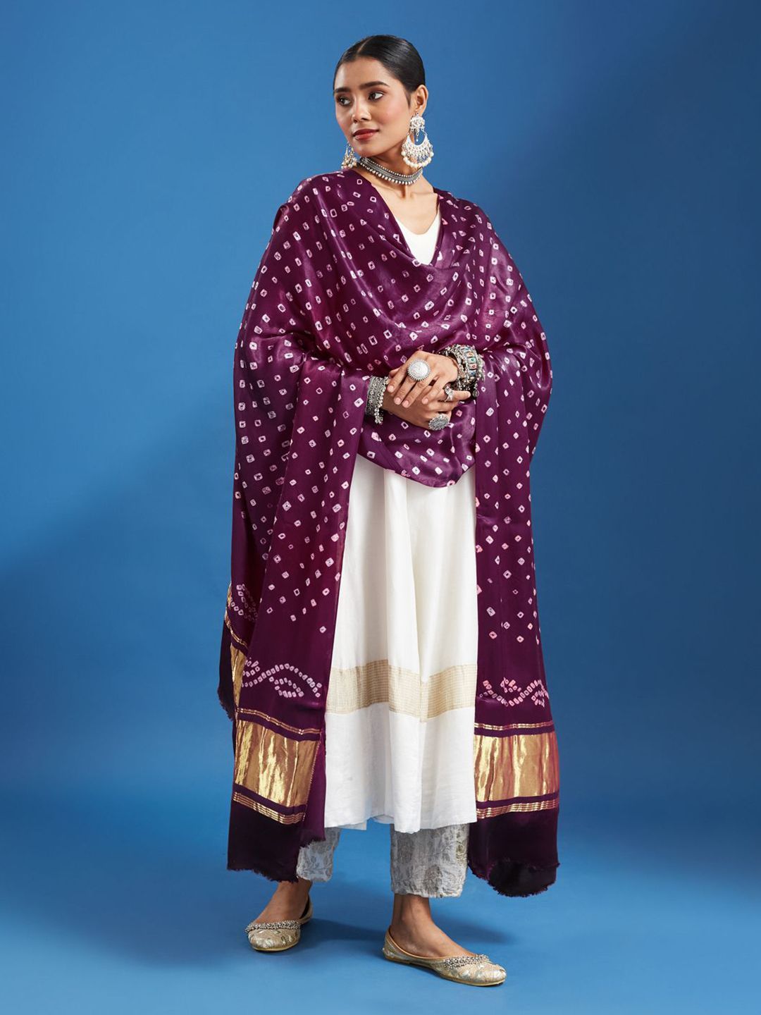 Taavi Bandhani Printed Zari Work Pure Gajji Silk Dupatta-image-25