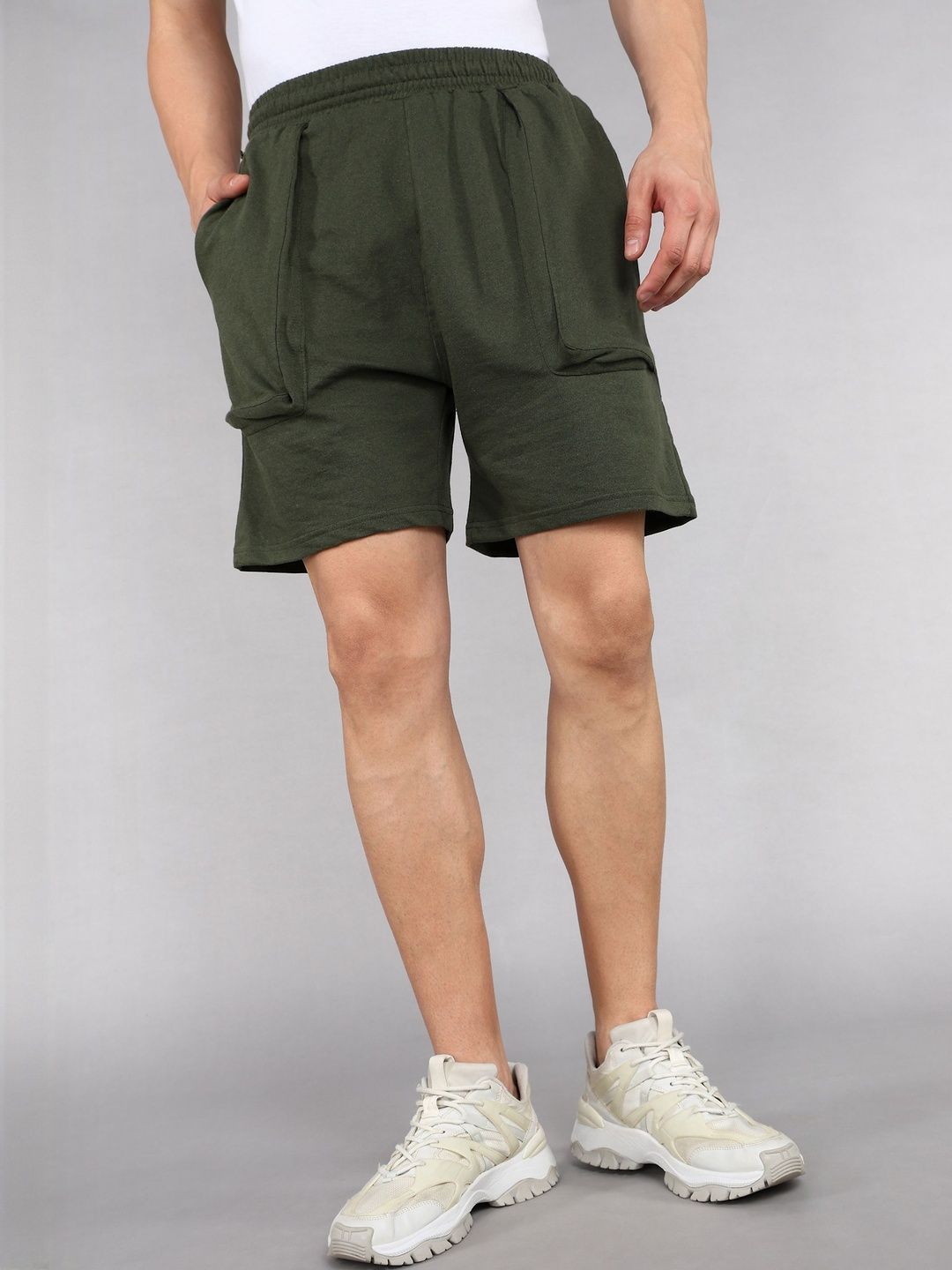 Moda Rapido Men Solid Mid-Rise Cargo Shorts-picture-35
