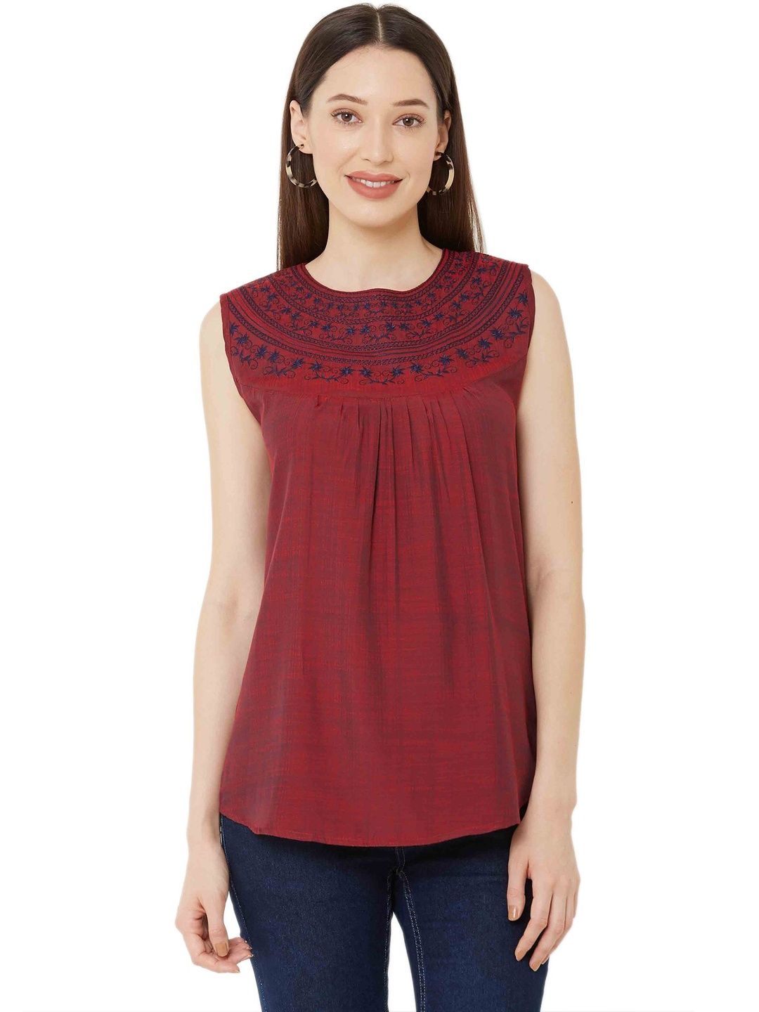 G0-4 IT Women Embroidered Round Neck Sleeveless Top-picture-11
