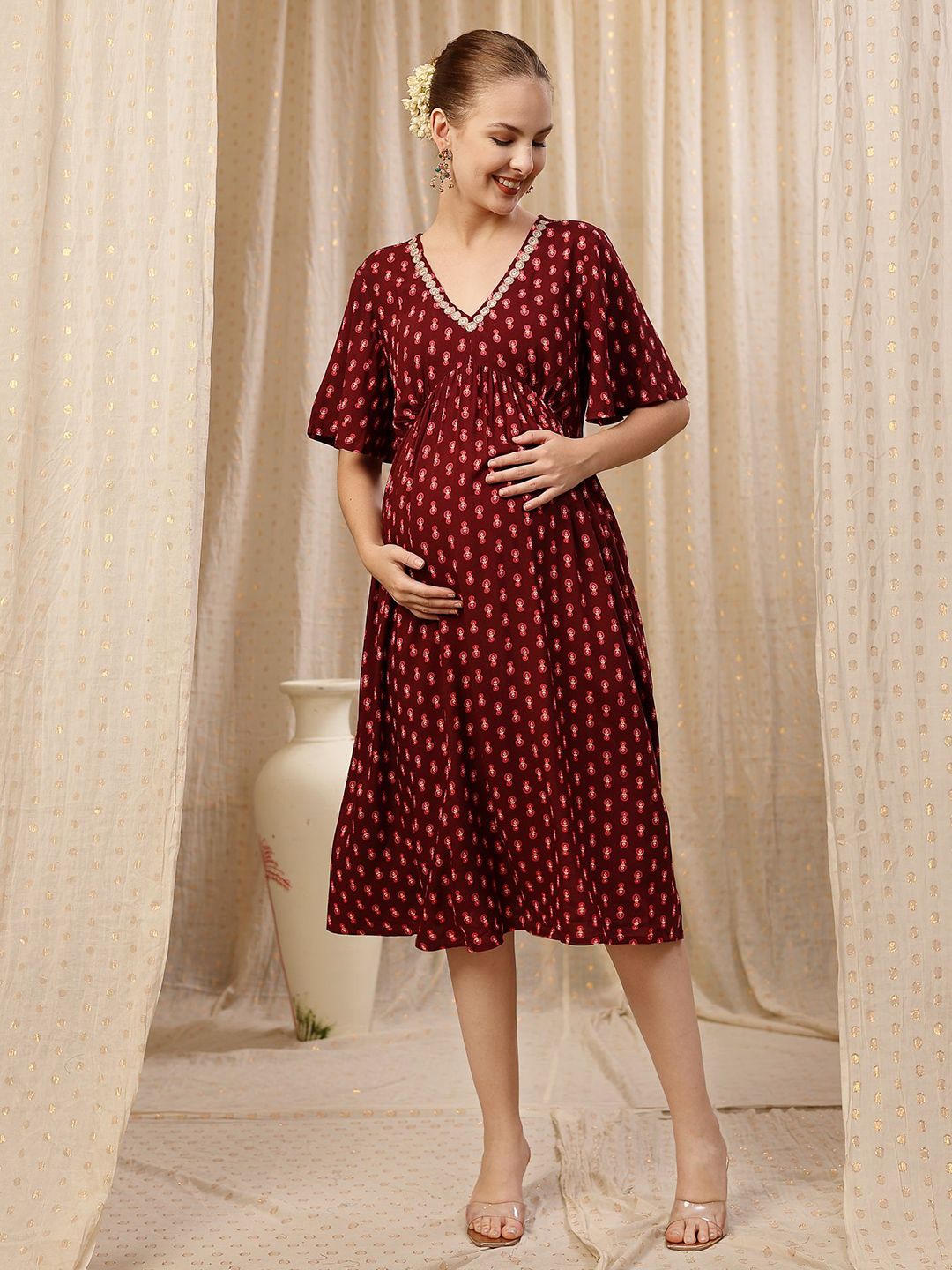 House Of Zelena Ethnic Motifs Printed V-Neck Flared Sleeve Maternity A-Line Midi Dress-image-16