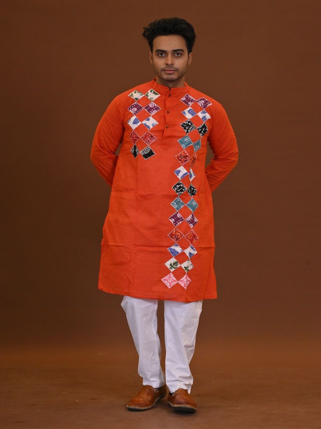 RAM SHYAM collection Men Mandarin Collar Kantha Work Straight Kurta-image-4