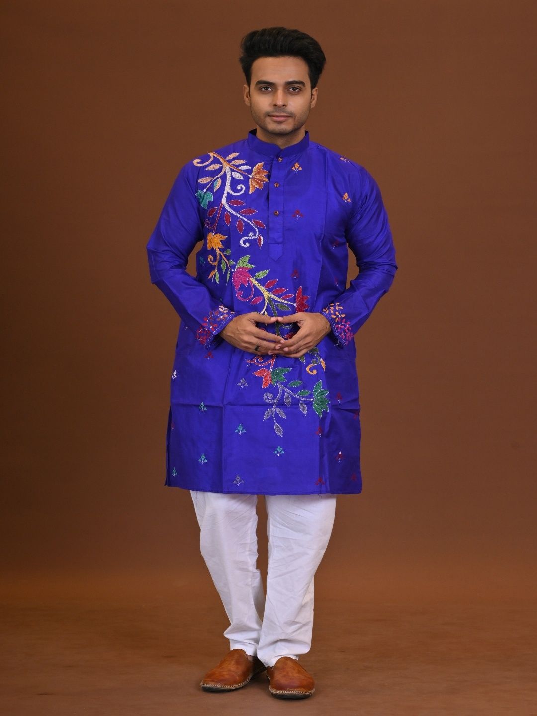 RAM SHYAM collection Men Ethnic Motifs Embroidered Silk Straight Kurta-image-19