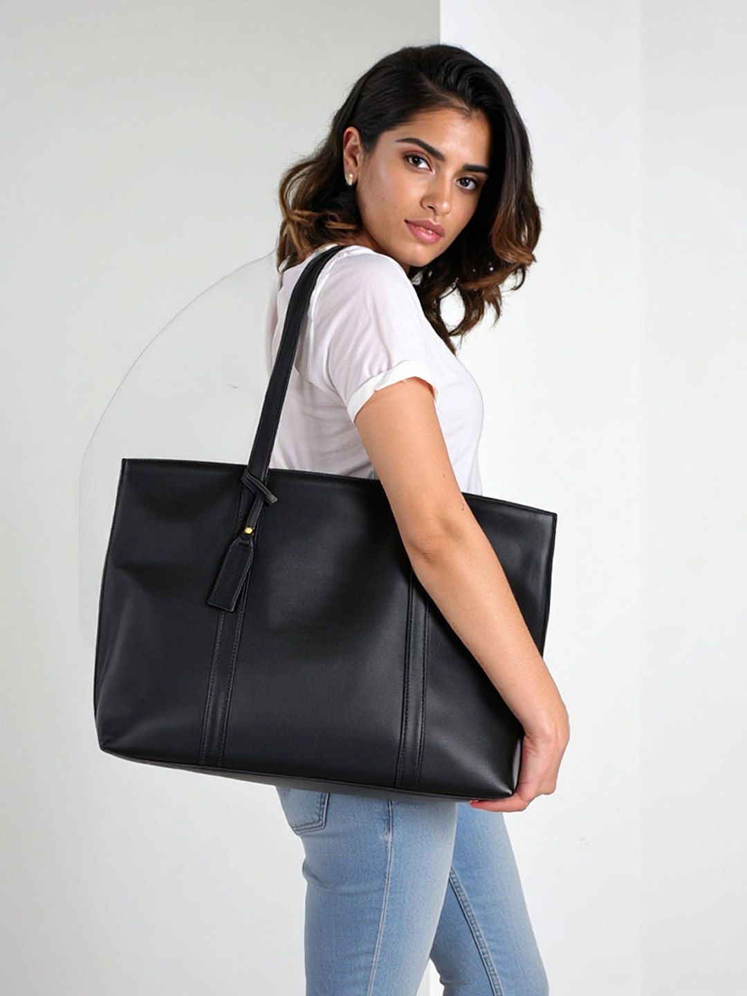 Mast & Harbour Oversized Detachable Sling Strap Structured Shoulder Bag-picture-30