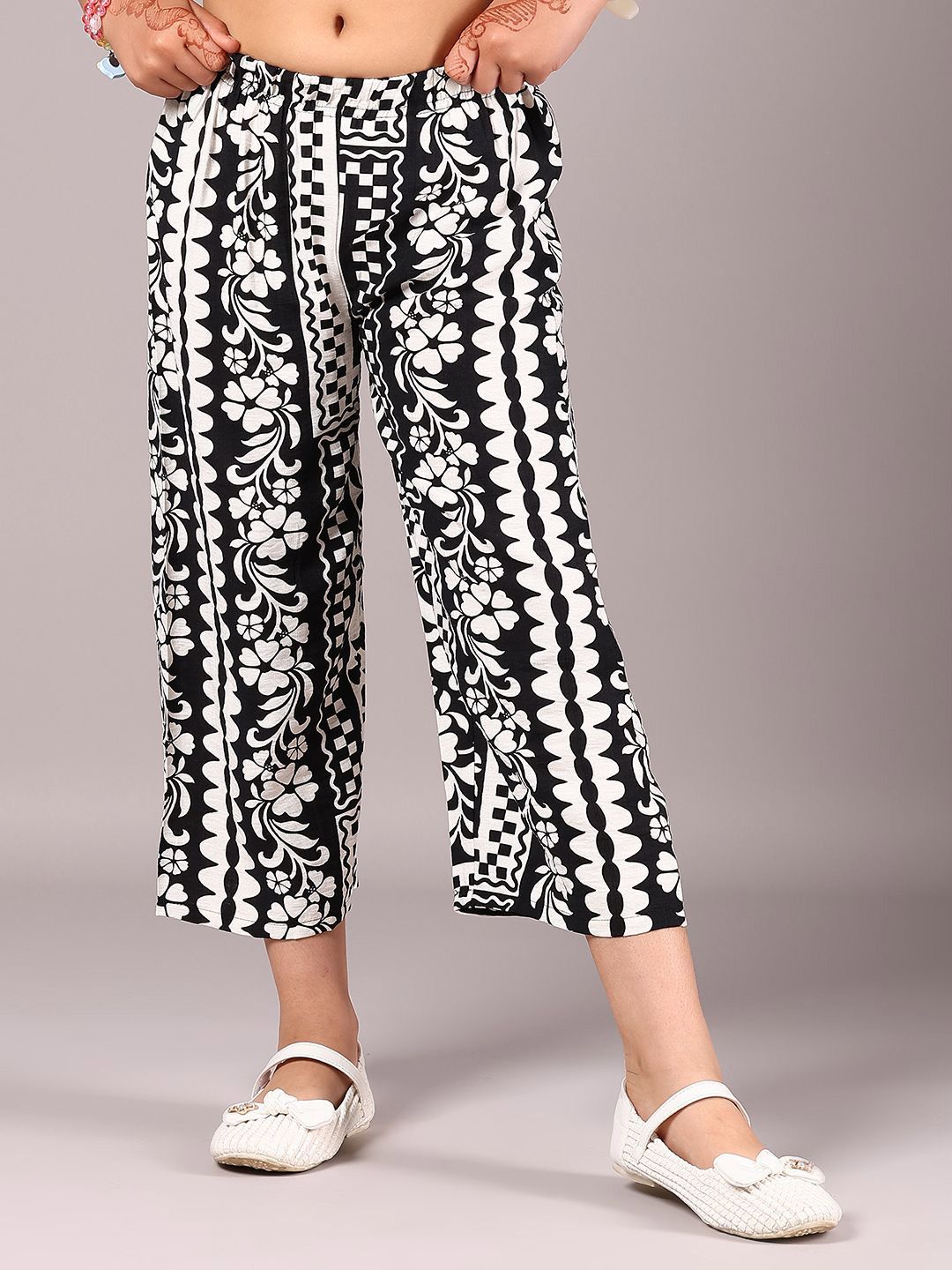 V-Mart Girls Floral Printed Wide Leg Cotton Palazzo-picture-38