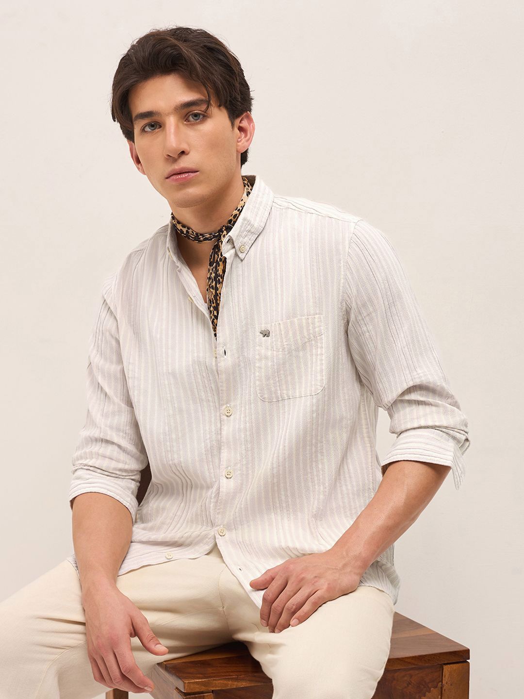 THE BEAR HOUSE Men Slim Fit Vertical Striped Button-Down Collar Casual Shirt-picture-10