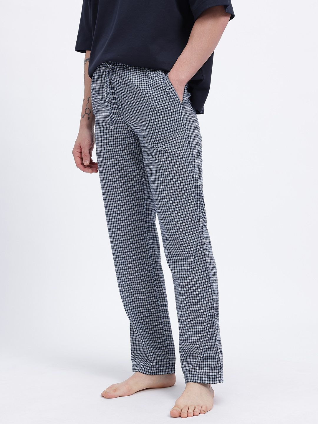 glitchez Men Straight Fit Checked Lounge Pants-picture-14