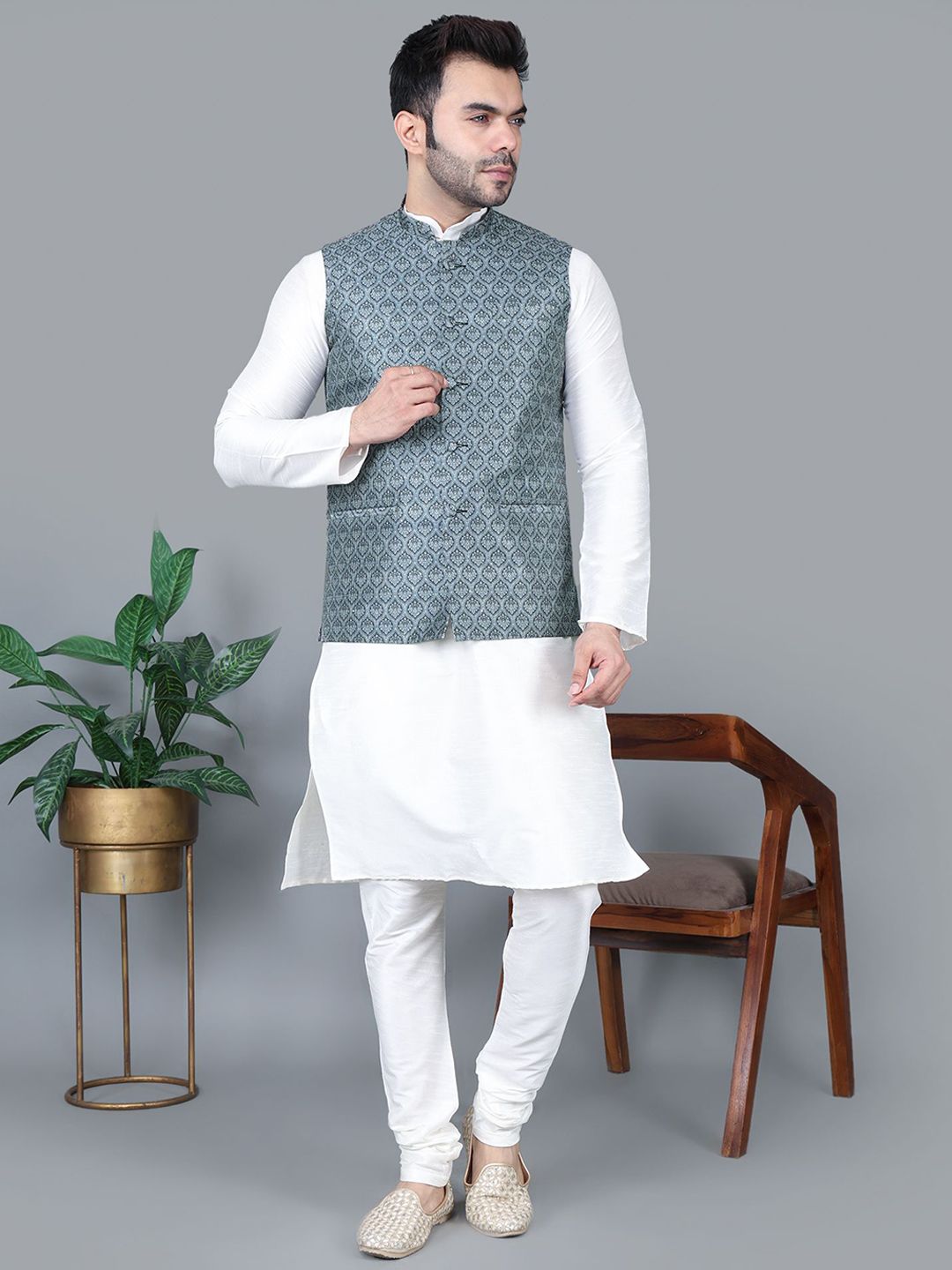 MAG Men Solid Kurta with Churidar-picture-29