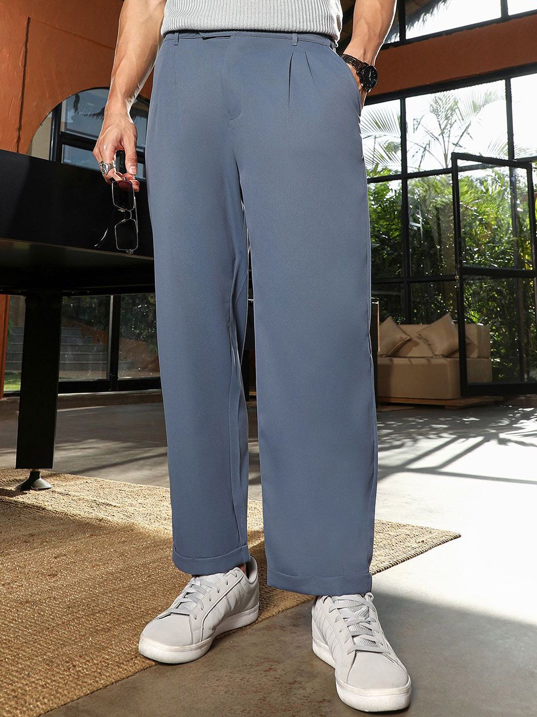 Campus Sutra Men Comfort Pleated Trousers-picture-16