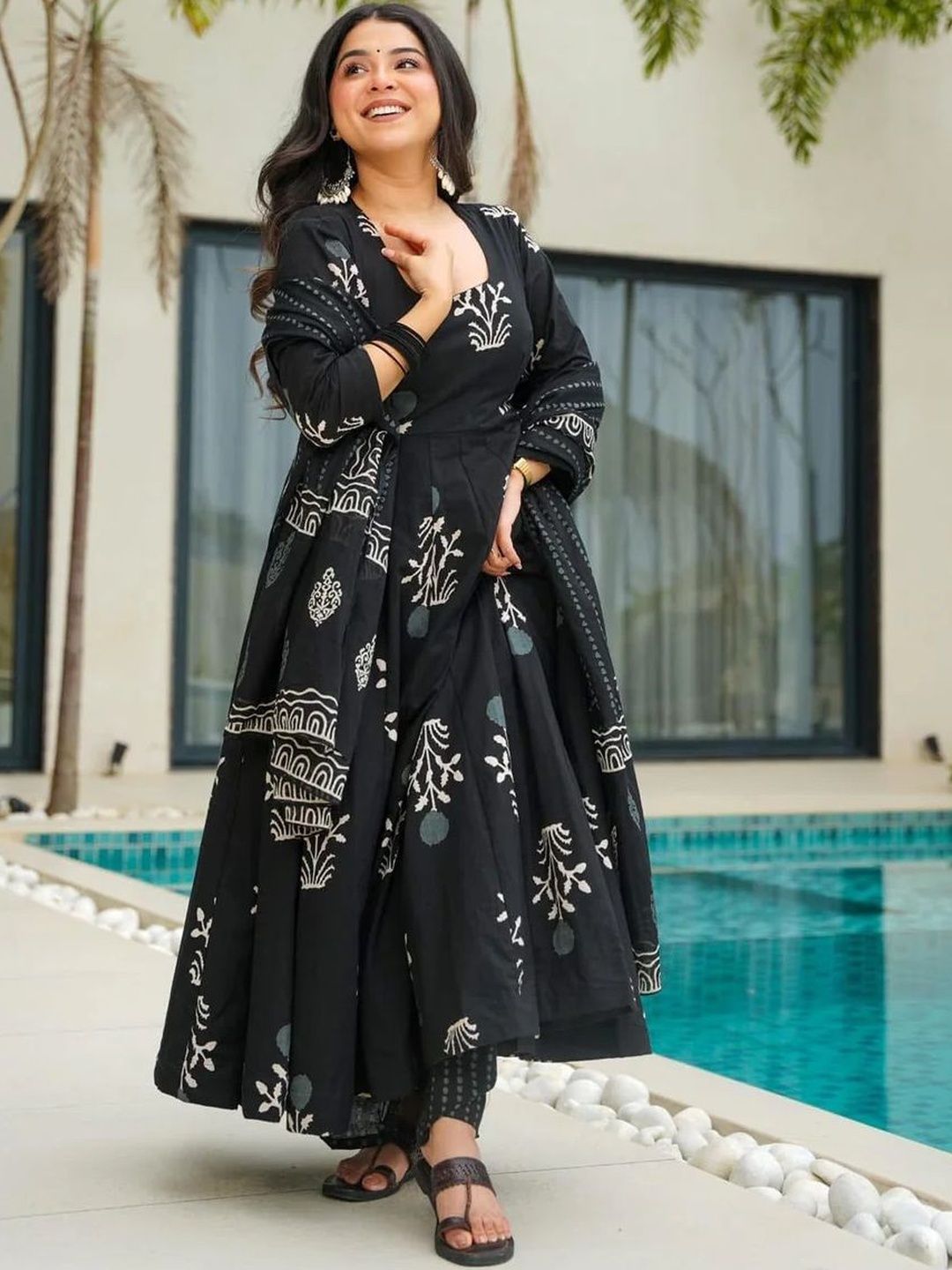 DIVASTRI Women Ethnic Motifs Printed Angrakha Kurta with Trousers & With Dupatta-picture-19