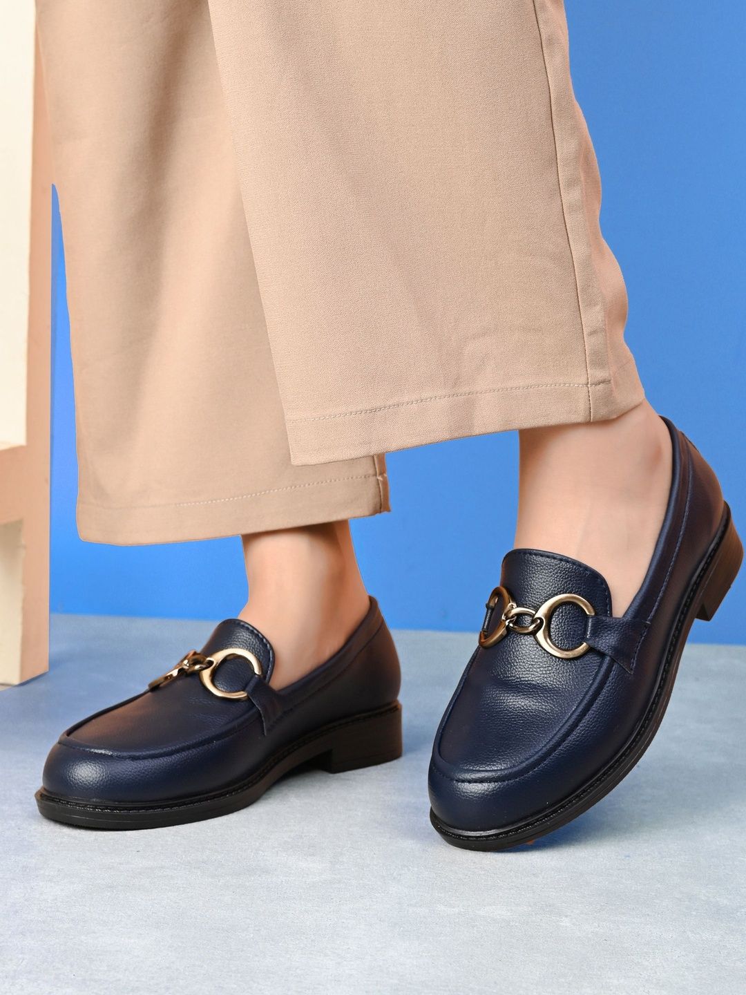 Roadster Women Round Toe Loafers-picture-40