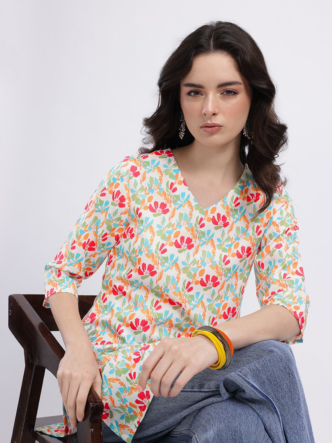 Anouk Rustic Floral Printed V-Neck Straight Kurti-picture-16