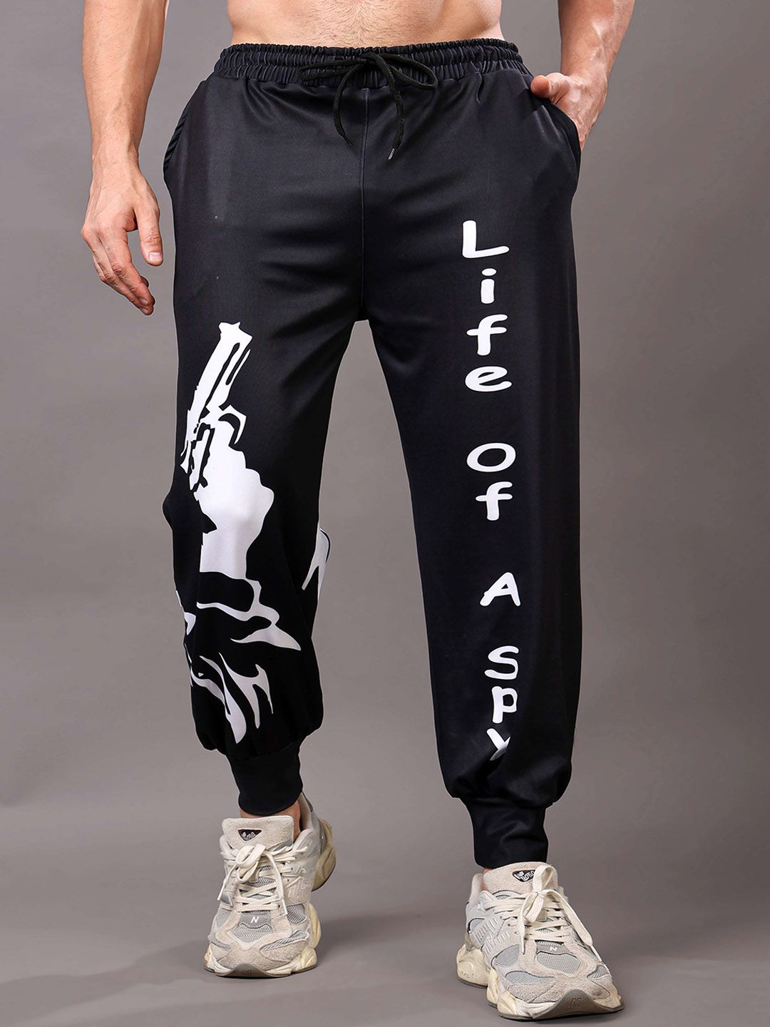 YELLOW TREE Relaxed Fit Life Of A Spy-Printed Joggers-picture-28