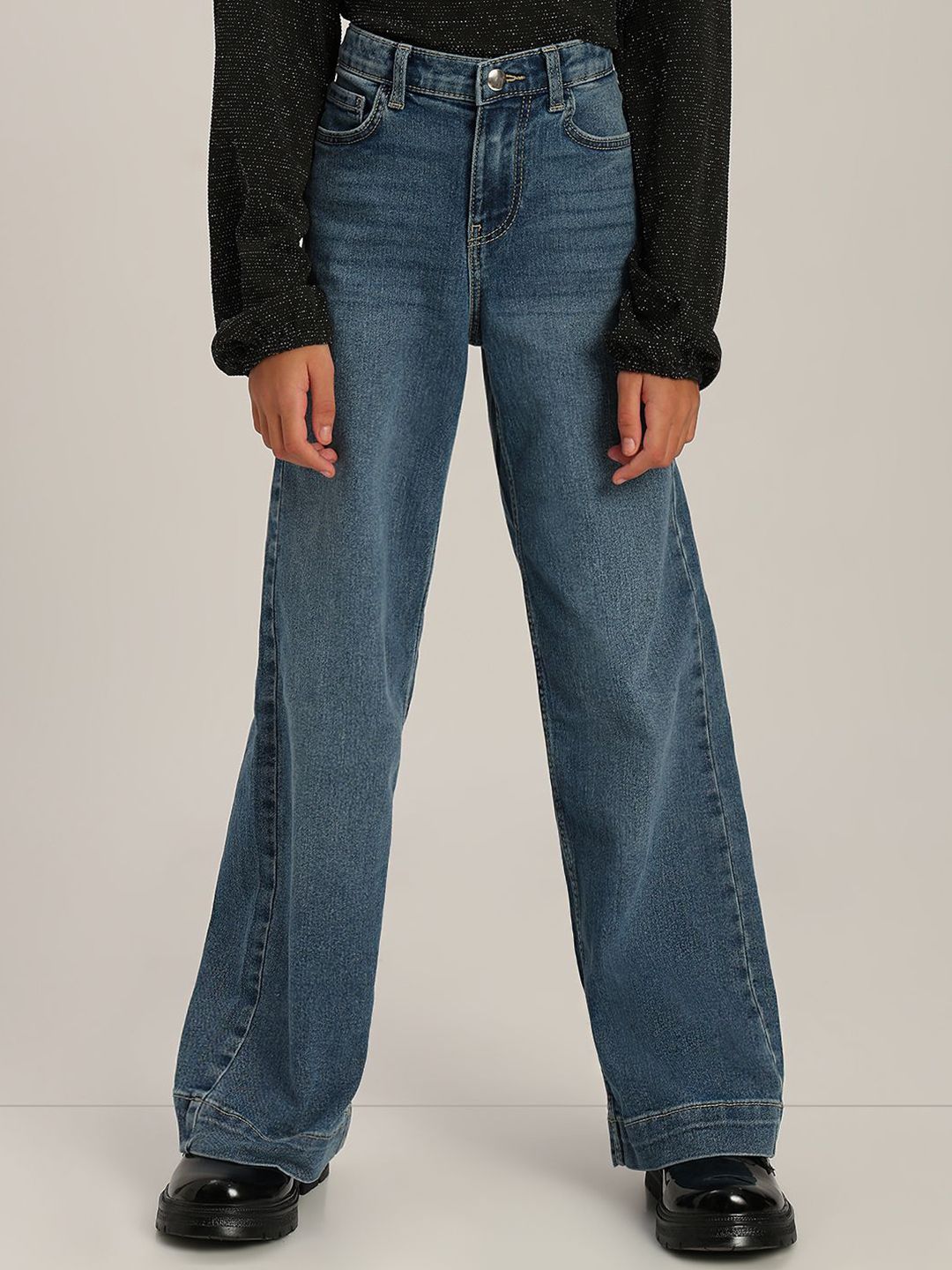 Vero Moda Girls Wide Leg High-Rise Light Fade Stretchable Jeans-picture-10