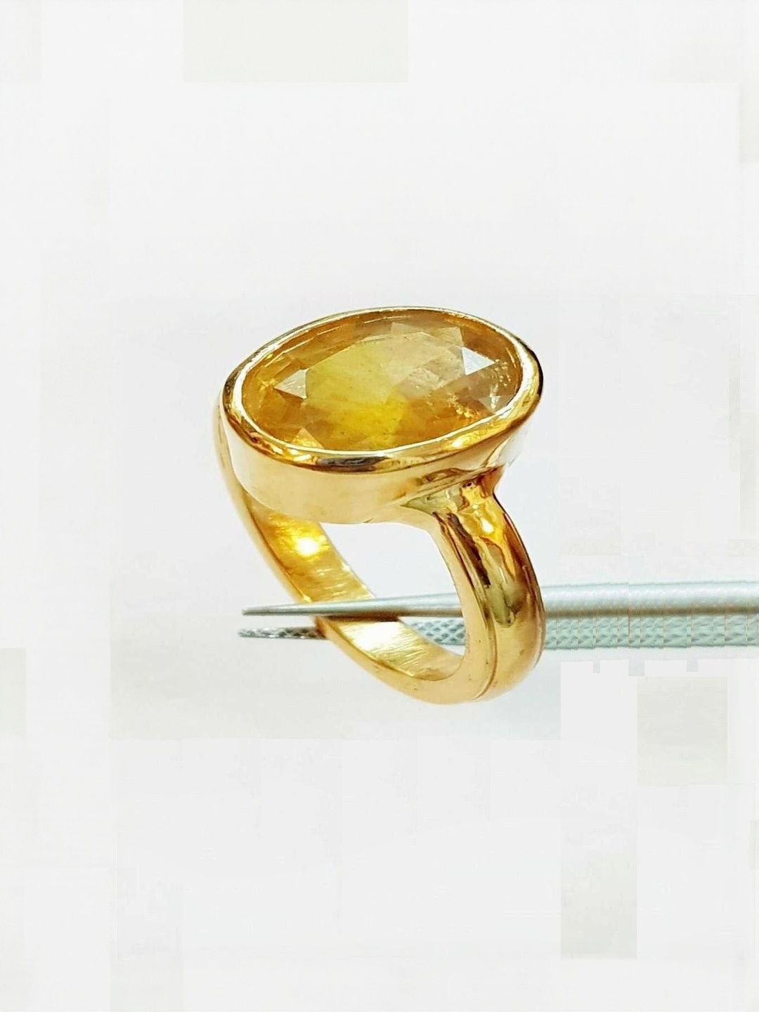 RAVIOUR LIFESTYLE 6.25 Ratti Yellow Sapphire Studded Finger Ring-picture-7