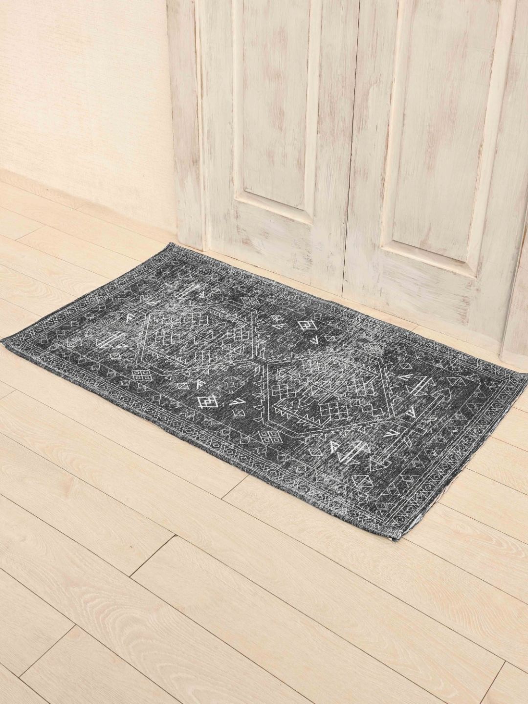 Ariana Black & White Cotton Printed Anti-Skid Doormats-image-7