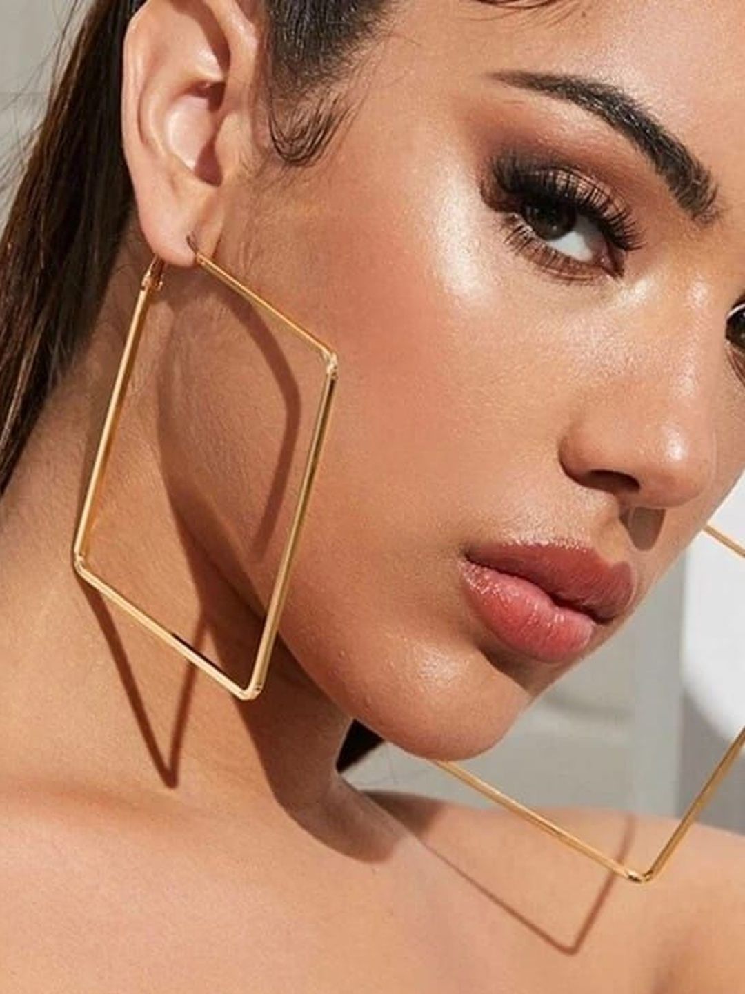 MASUMEEN TRADERS Stainless Steel Gold-Plated Square Shaped Hoop Earrings-picture-26